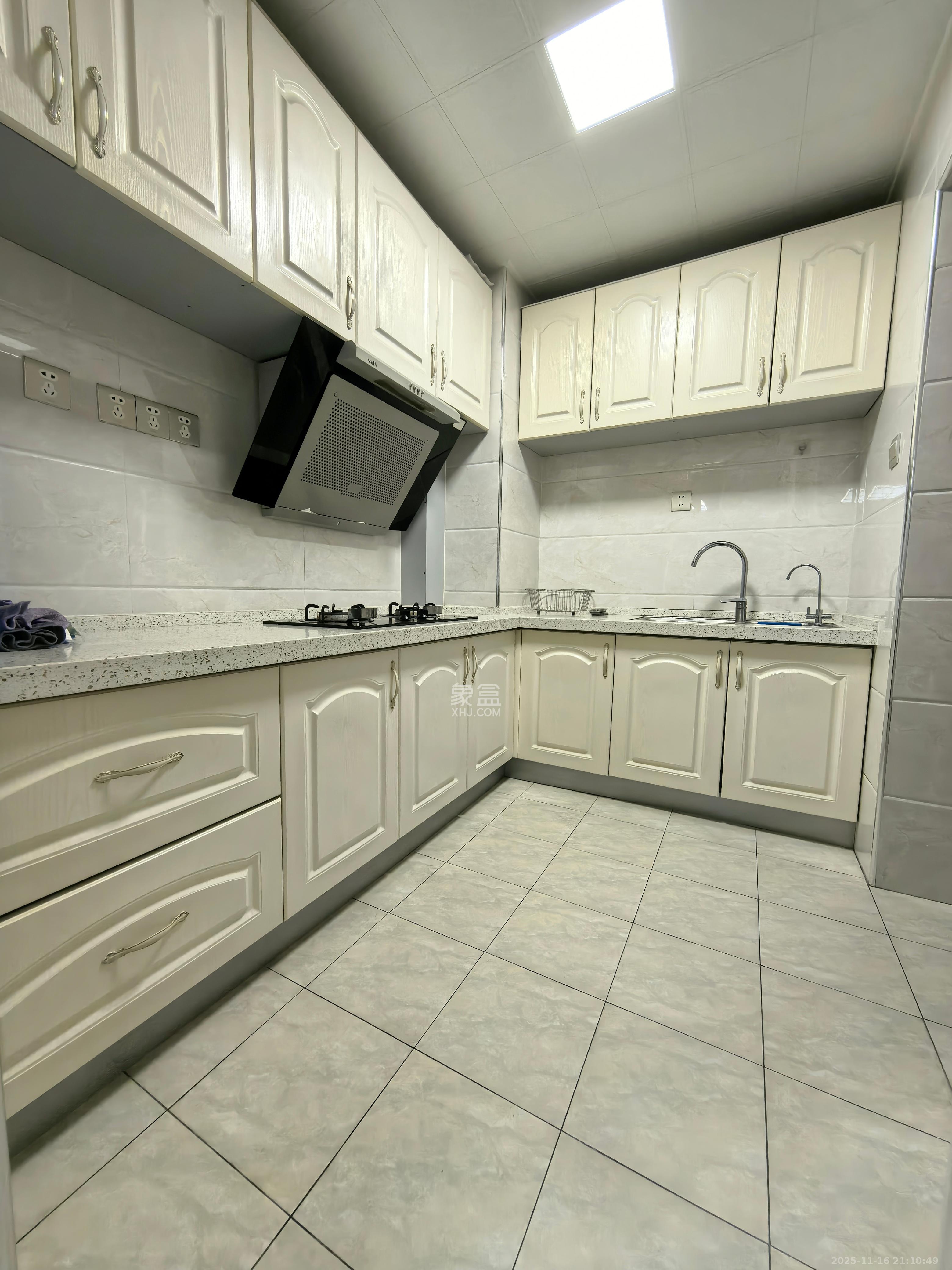 芒果天地(芒果雅苑) 3室2厅1卫 3100.0元/月 芒果天地(芒果雅苑) 3室2厅1卫 3100.0元/月室内图