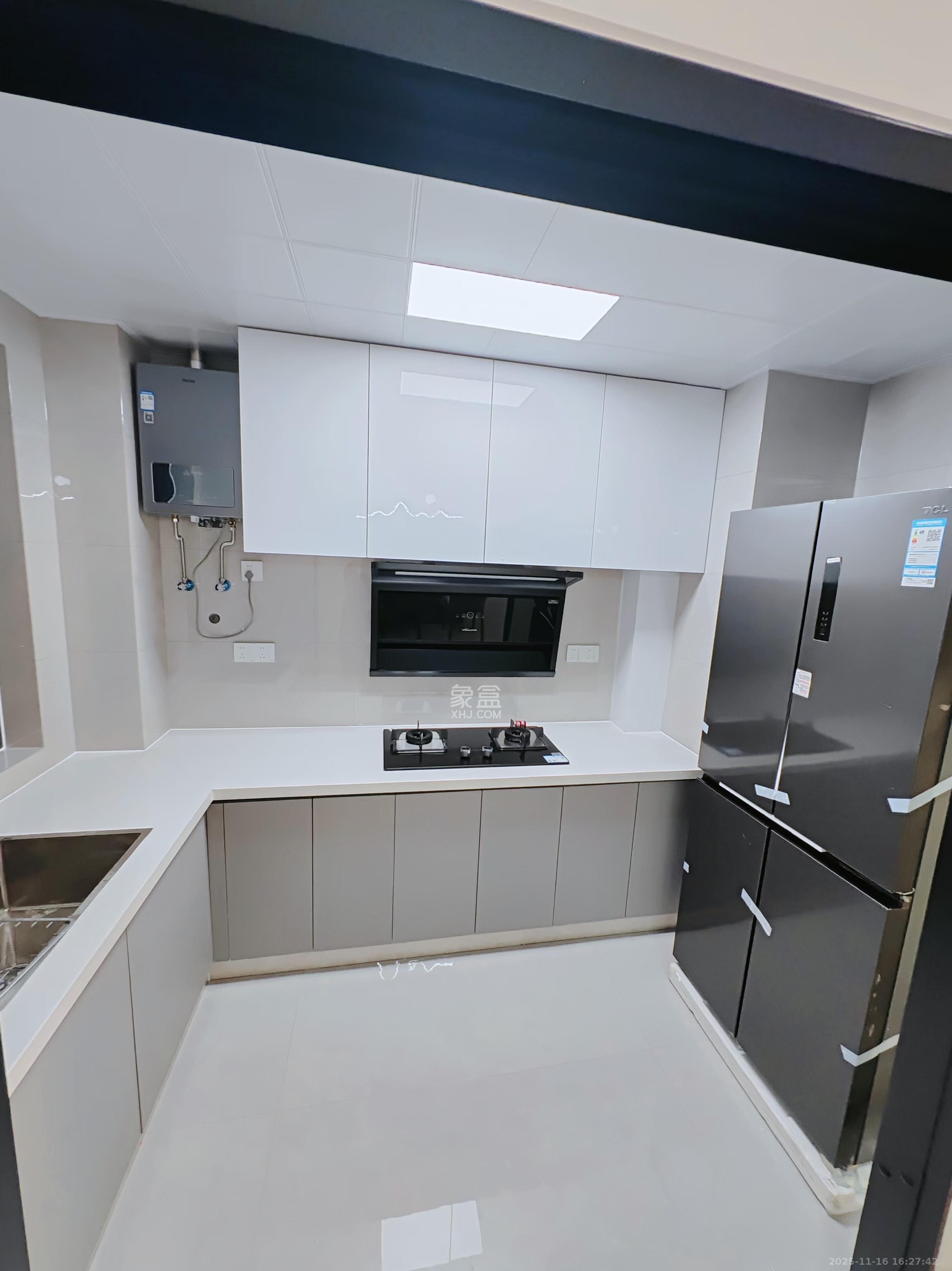 华杰天骄（滨江福源里）  4室2厅2卫    4300.0元/月室内图