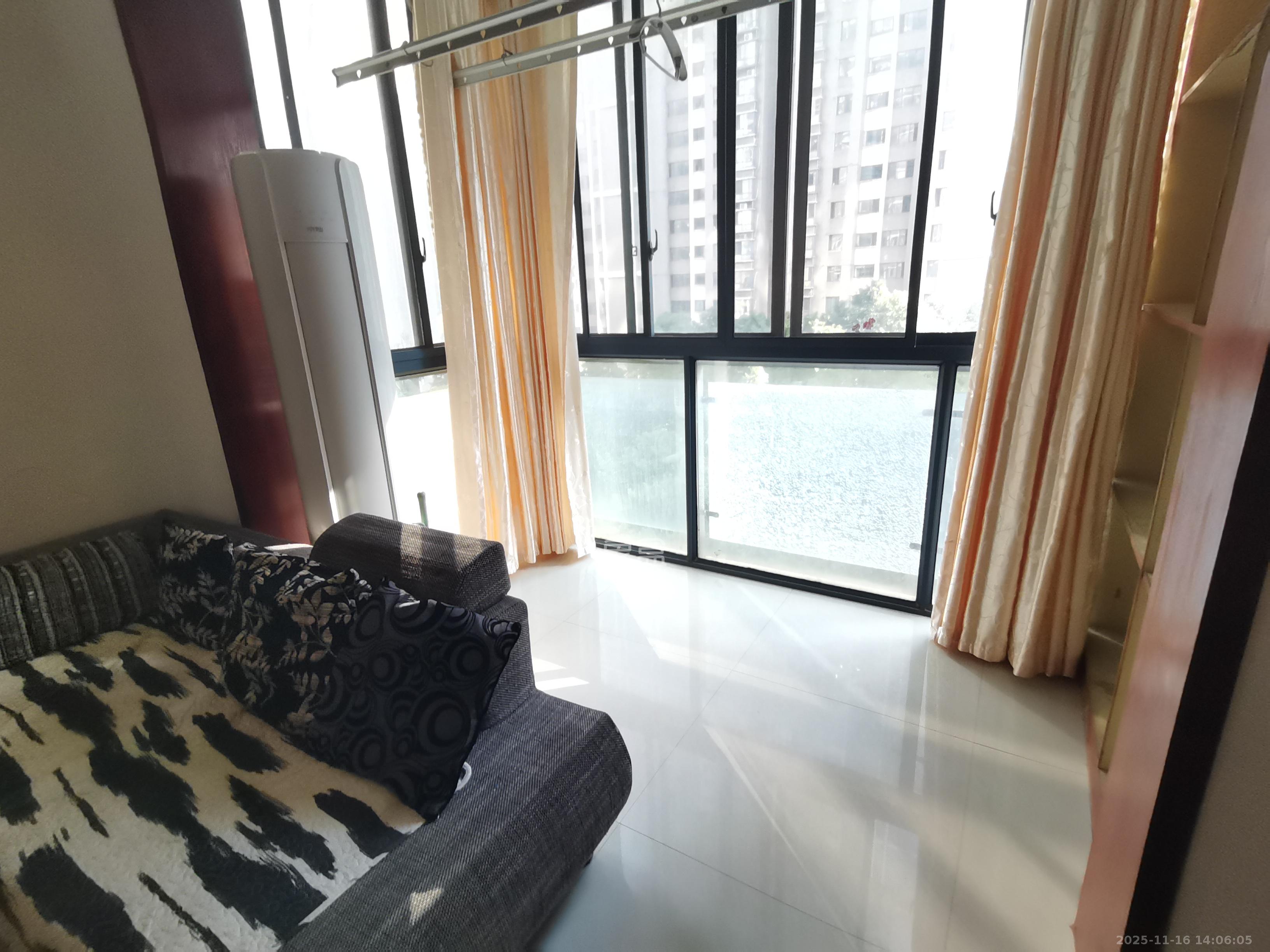 湘江世纪城贯江苑  2室2厅1卫    2000.0元/月室内图