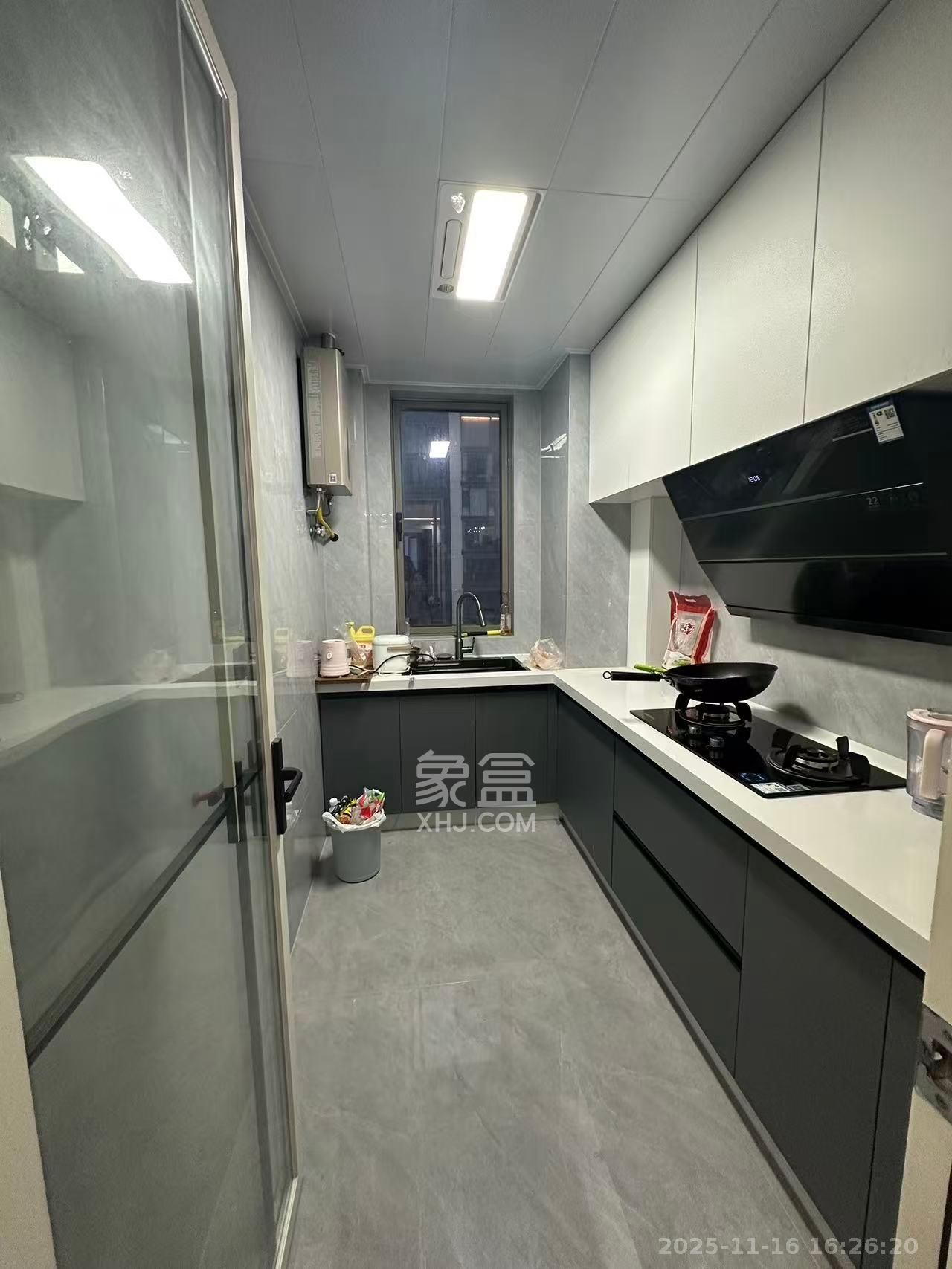 北控浩瀚 3室2厅2卫 2100.0元/月 北控浩瀚 3室2厅2卫 2100.0元/月室内图