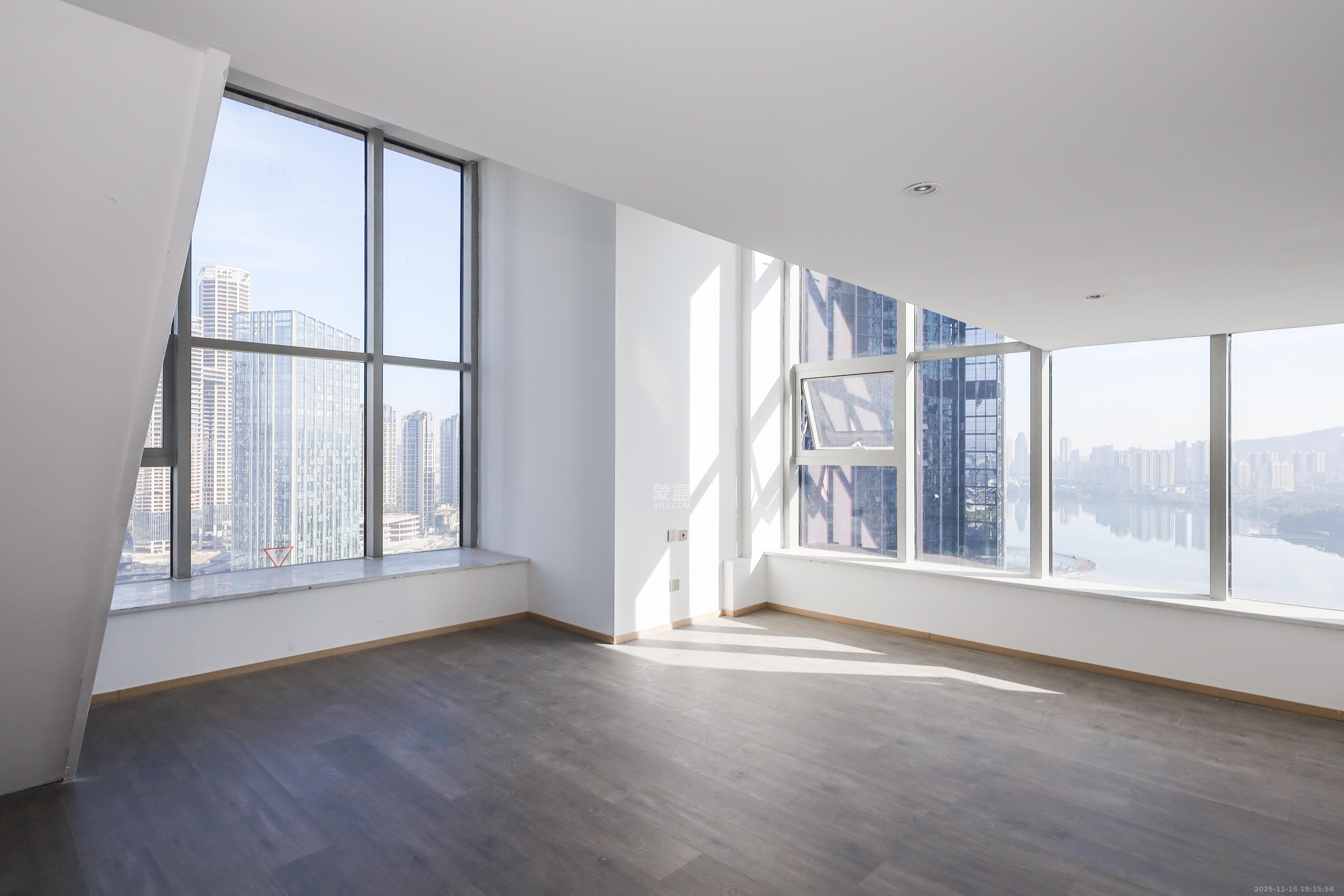 正荣梅溪紫阙台  2室2厅1卫    3800.0元/月