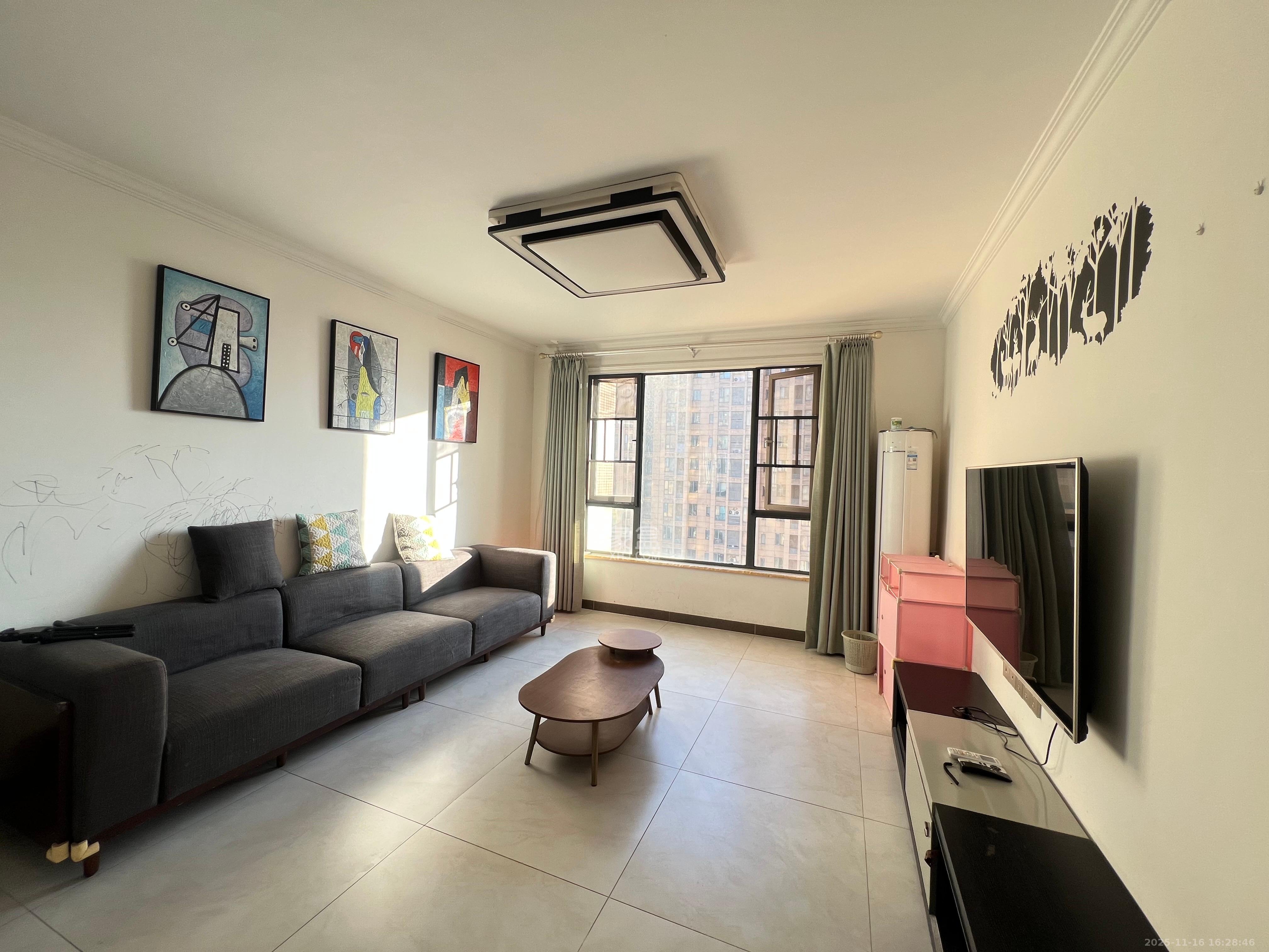 荣盛花语馨苑  2室2厅1卫    2500.0元/月室内图