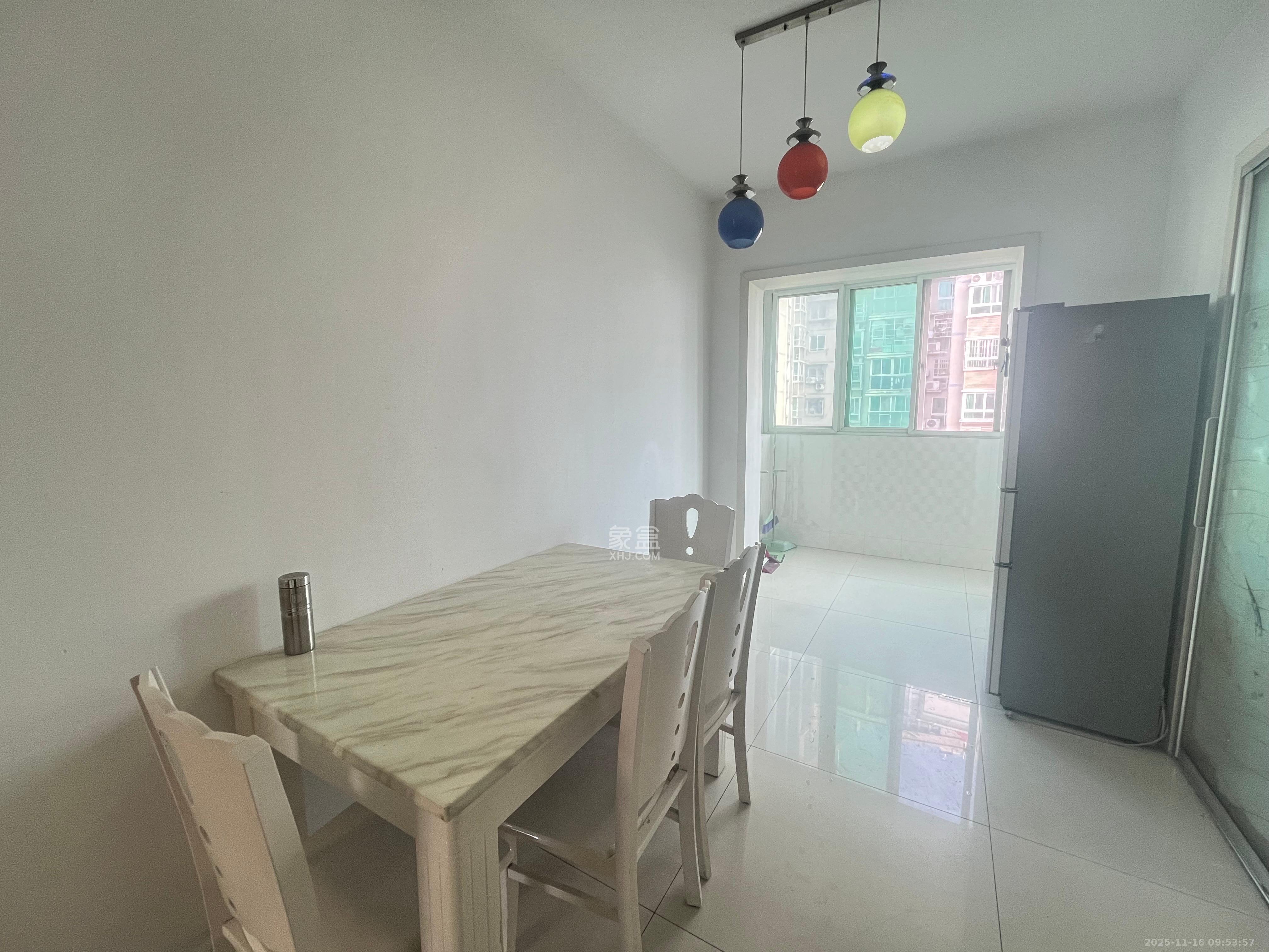 格林星城  3室2厅1卫    2500.0元/月室内图