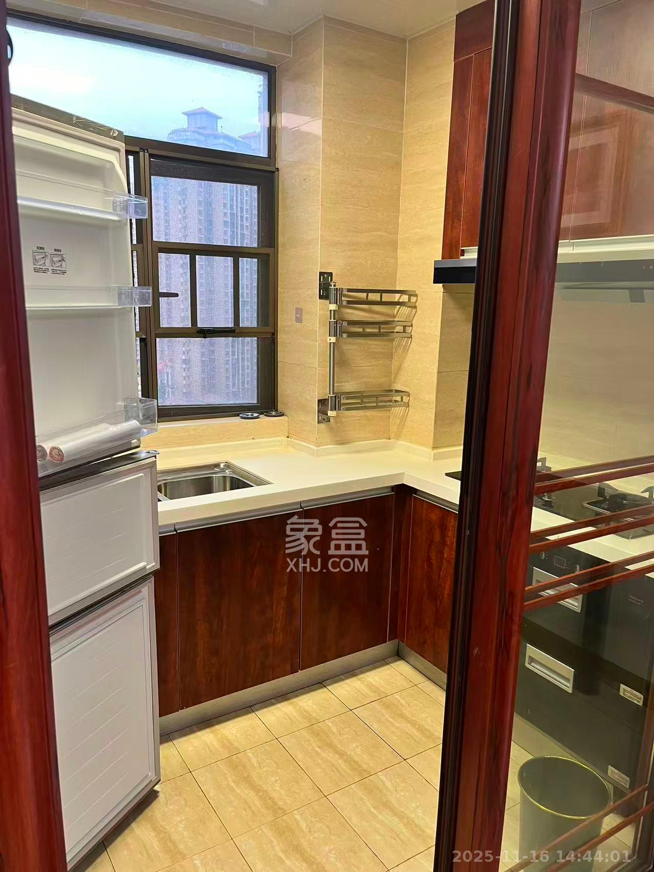 江山帝景哈佛 3室2厅2卫 2500.0元/月 江山帝景哈佛 3室2厅2卫 2500.0元/月室内图