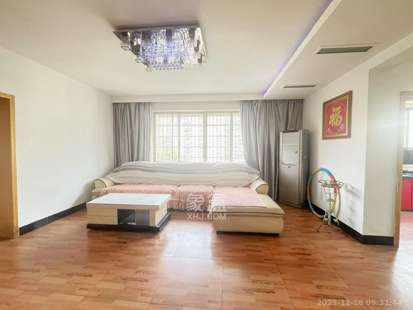 黄泥岭社区  3室2厅1卫    1800.0元/月