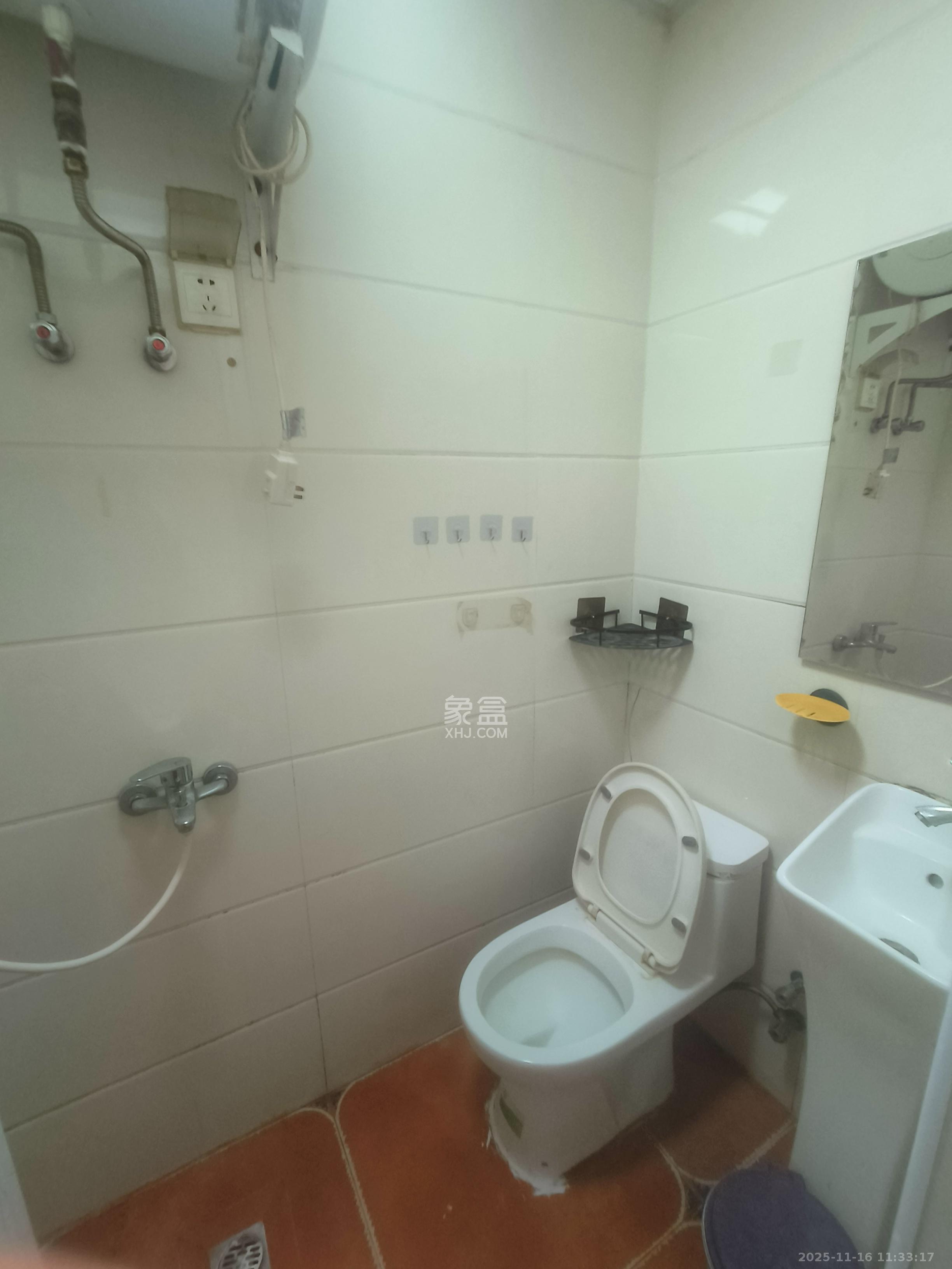 叠彩兰亭  1室1厅1卫    980.0元/月室内图