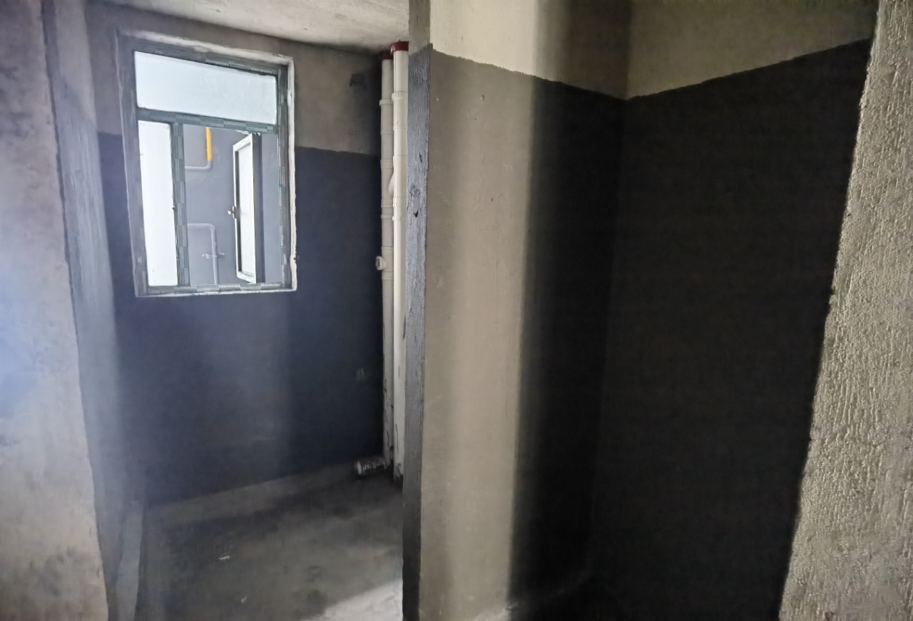 中铁银城江月 3室2厅2卫 66.0万 中铁银城江月 3室2厅2卫 66.0万客厅