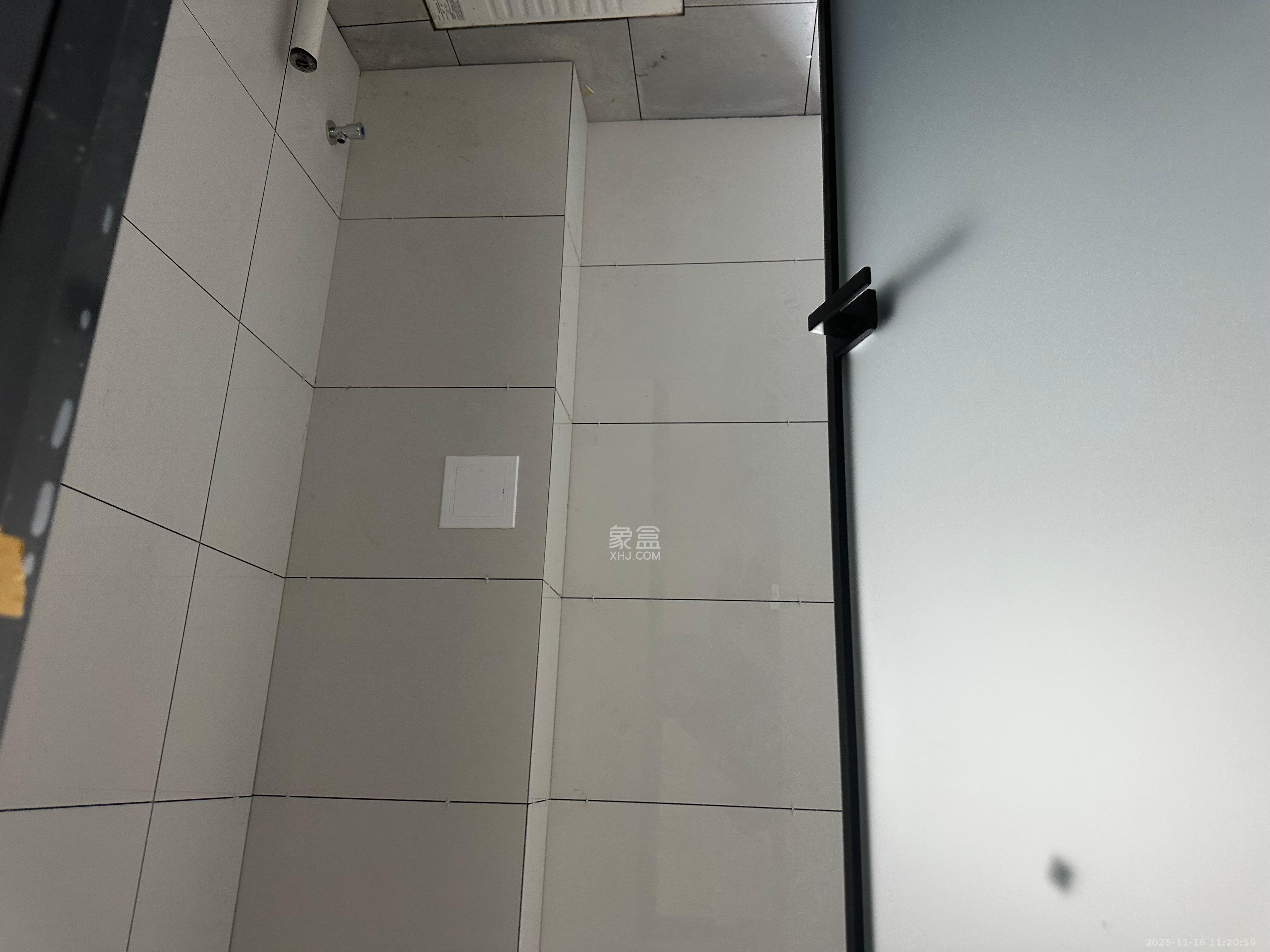 湖湘时代名邸公园壹号 2室1厅1卫 2600.0元/月 湖湘时代名邸公园壹号 2室1厅1卫 2600.0元/月室内图