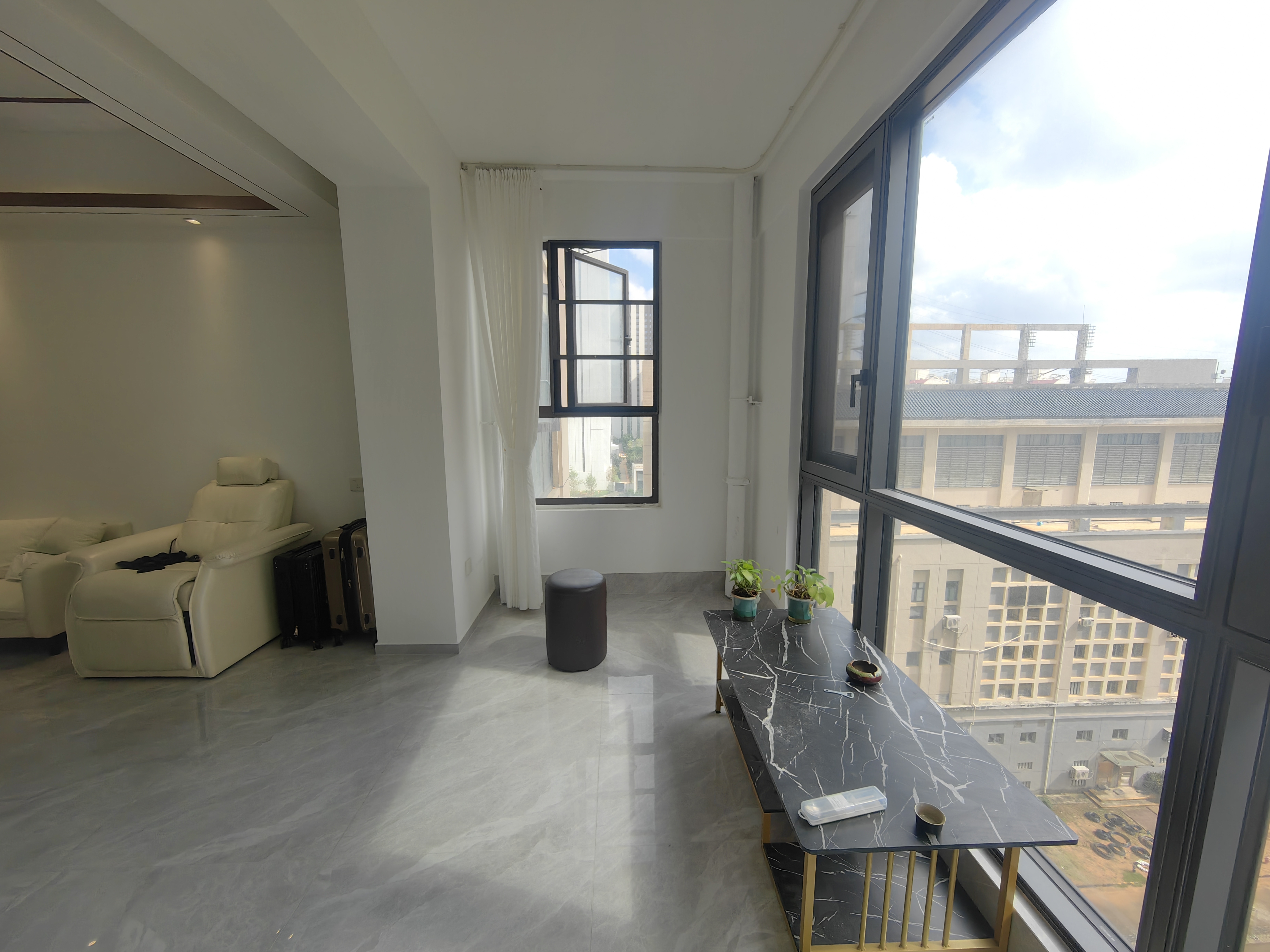 海航豪庭南苑 1室1厅1卫 3000.0元/月 海航豪庭南苑 1室1厅1卫 3000.0元/月室内图