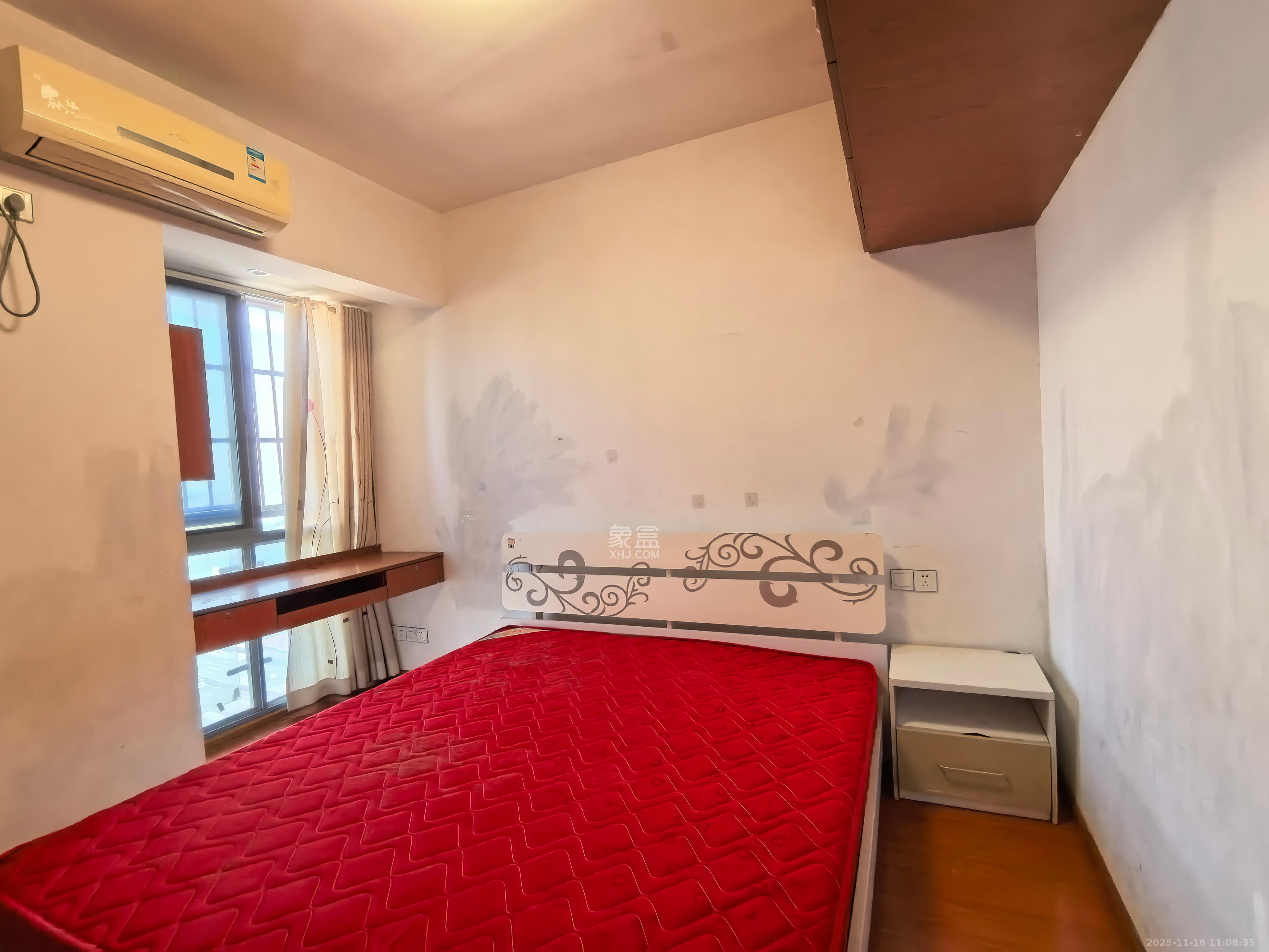 雄新水印廊桥（雄新华府）  1室0厅0卫    1400.0元/月室内图