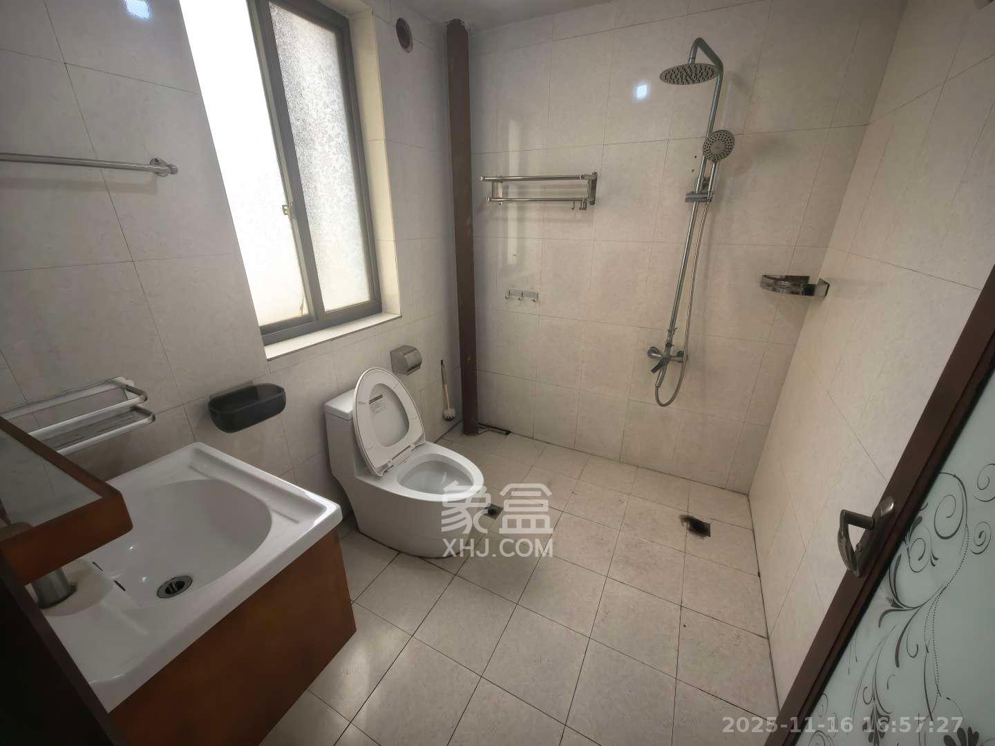 长沙紫金苑 3室2厅2卫 3600.0元/月 长沙紫金苑 3室2厅2卫 3600.0元/月室内图