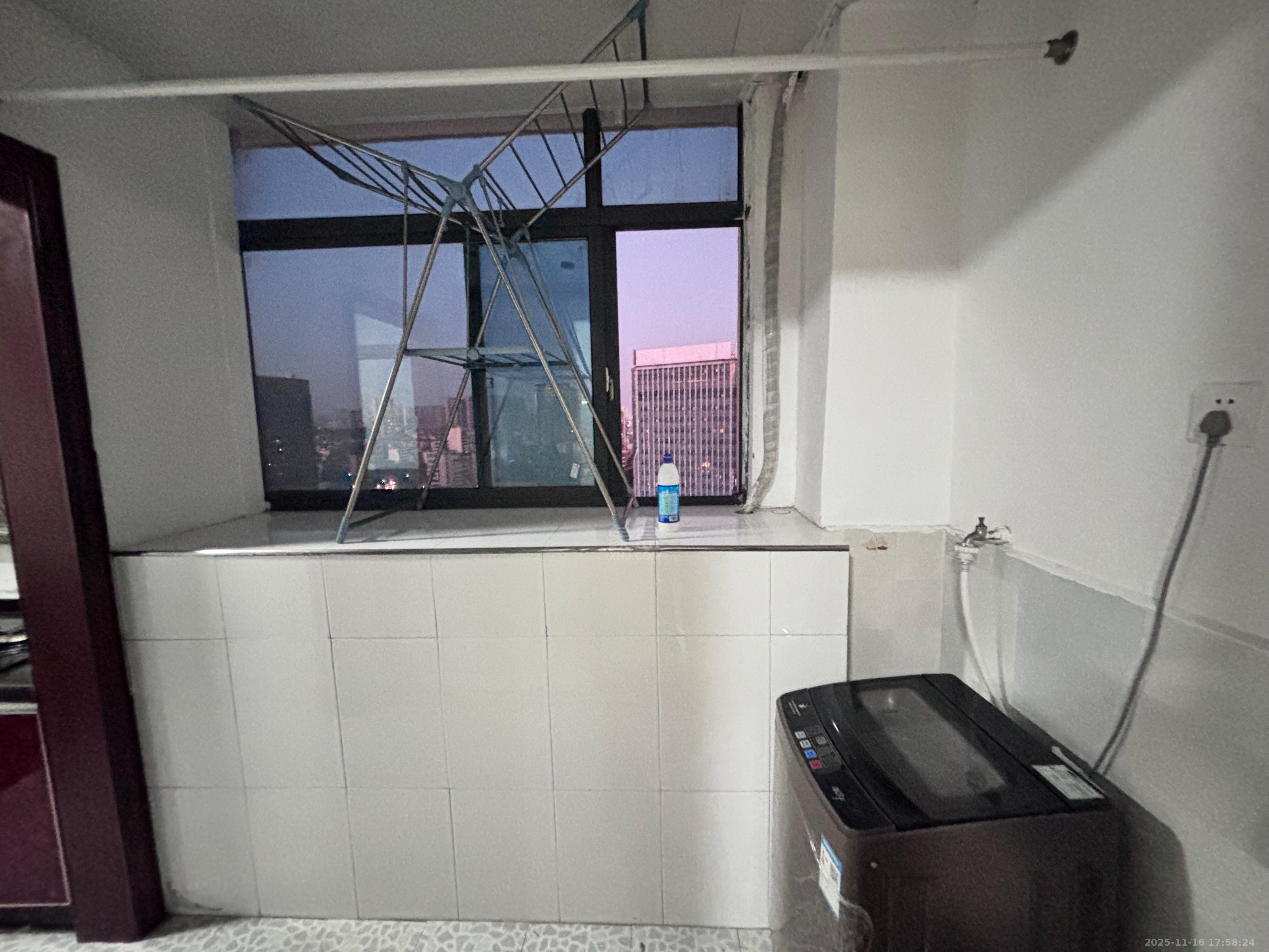 汉华国际  1室1厅1卫    1000.0元/月室内图