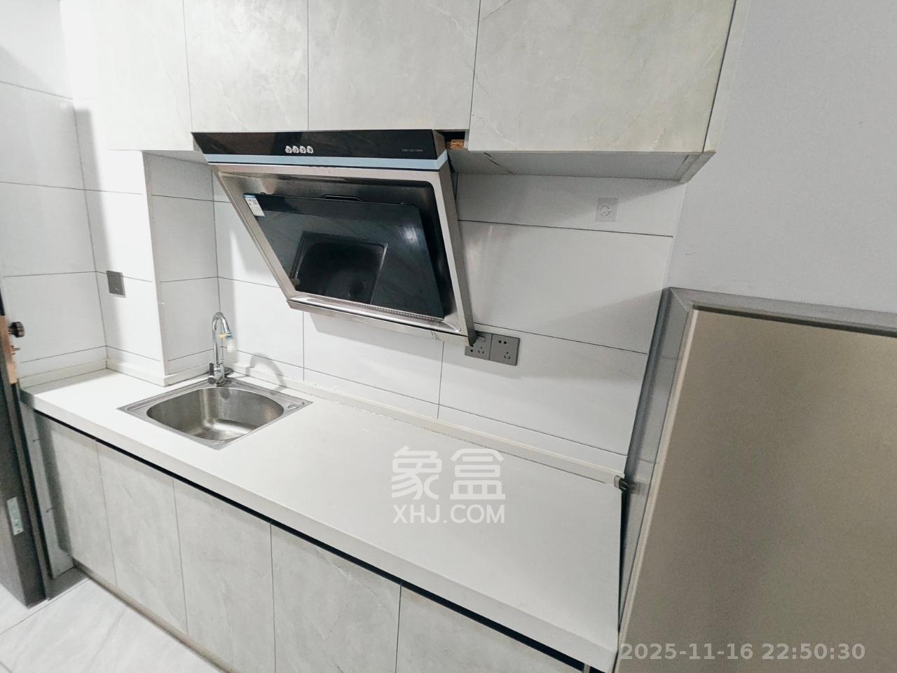 龙湖湘江星座（祺鑫星座公寓）  1室1厅1卫    1500.0元/月室内图