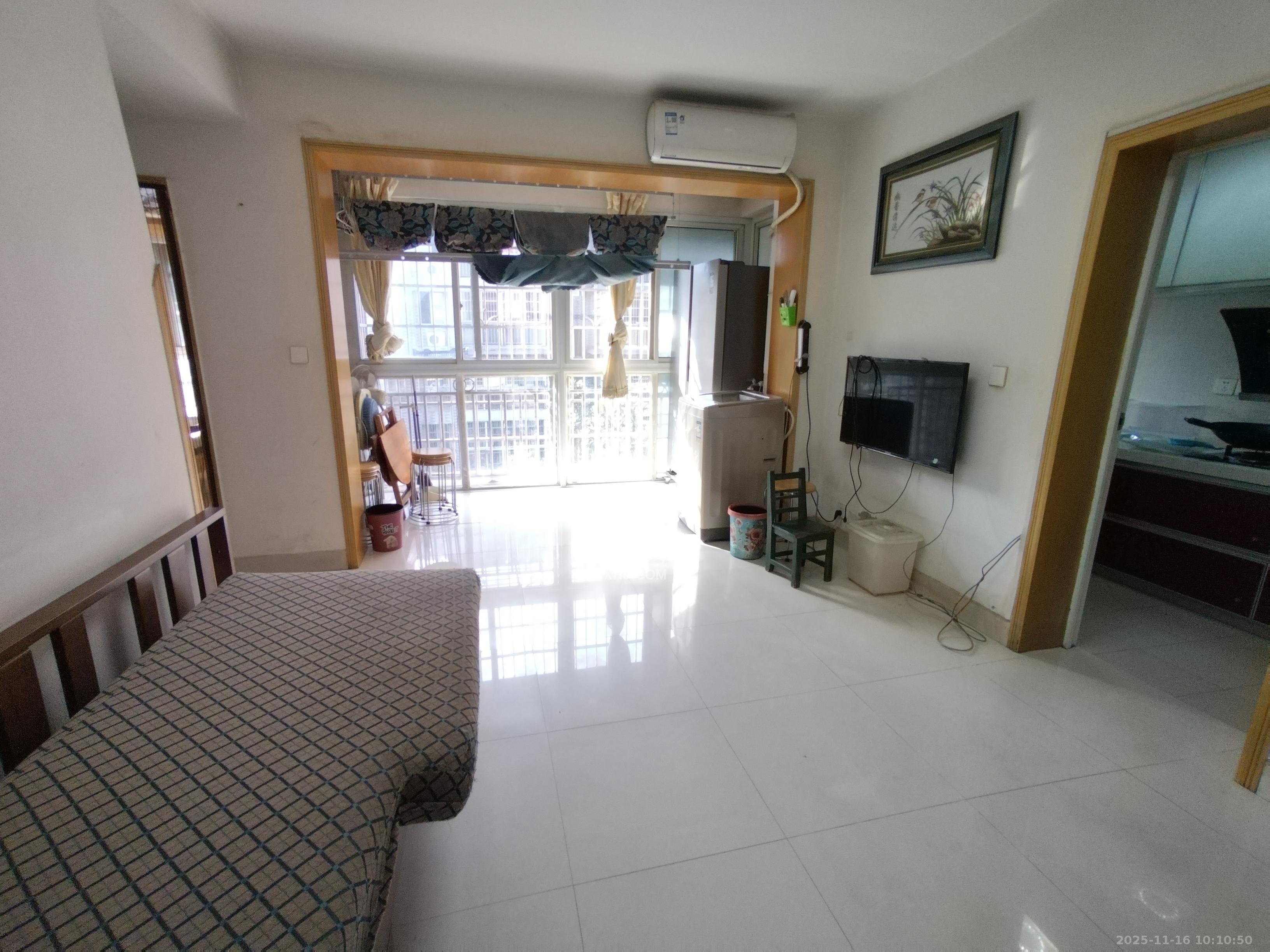 金麓西岸和苑 2室2厅1卫 1700.0元/月 金麓西岸和苑 2室2厅1卫 1700.0元/月室内图