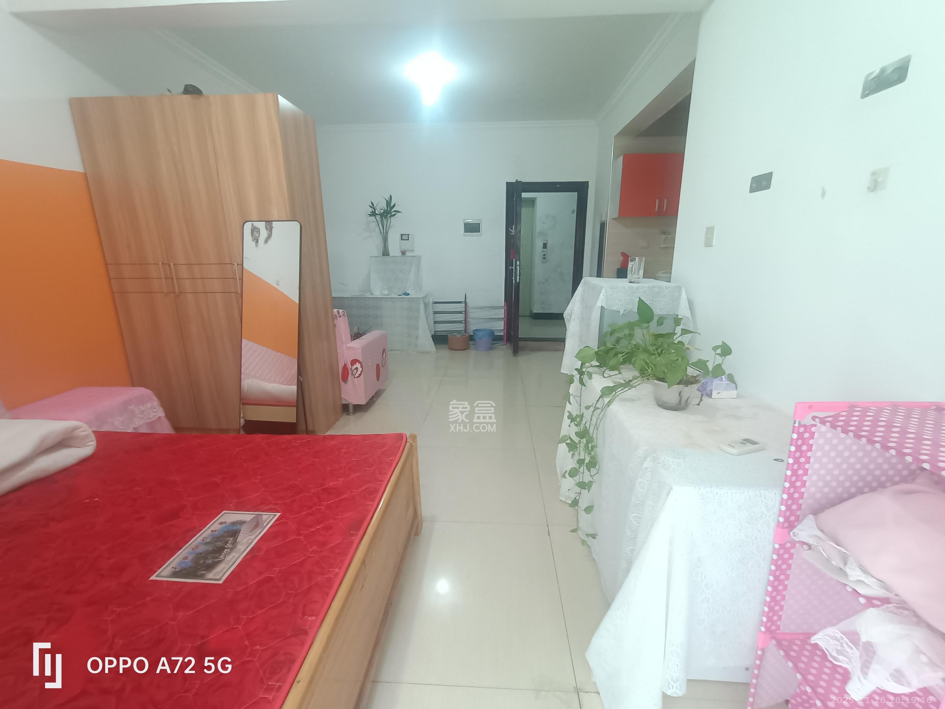 世景华庭  1室1厅1卫    1100.0元/月室内图