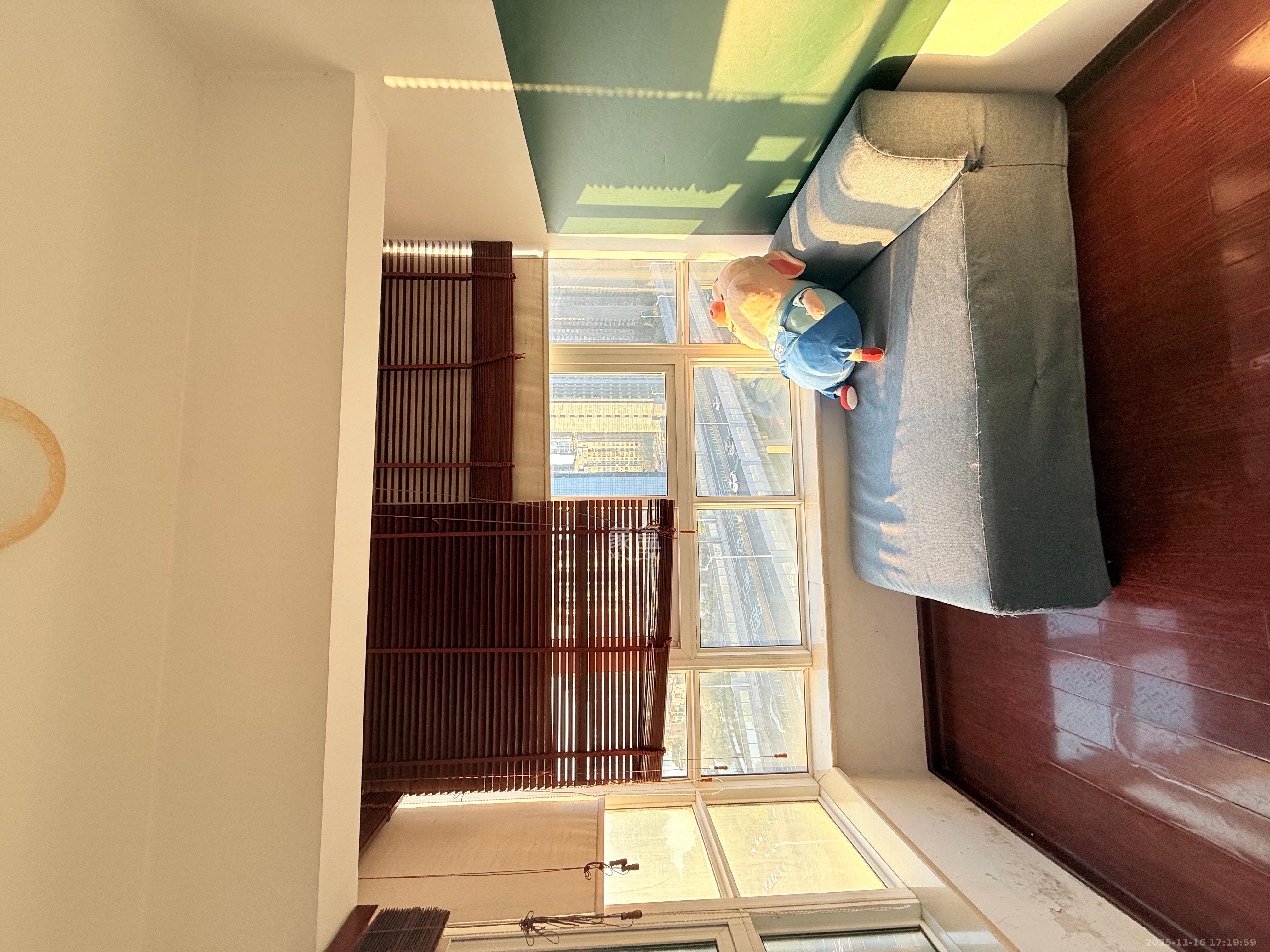 月湖兰庭  1室1厅1卫    1800.0元/月室内图