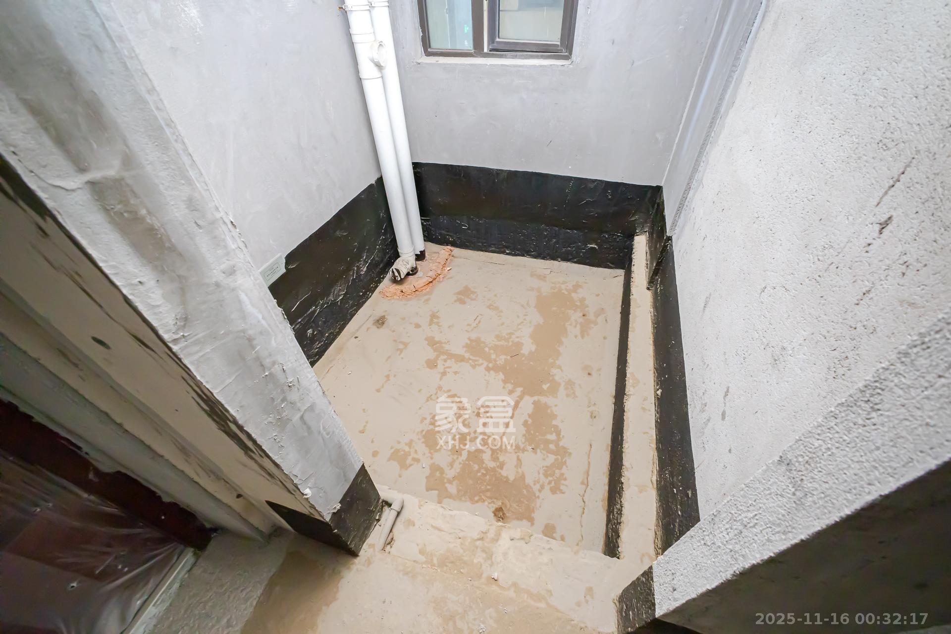 润和湘江天地C区  3室2厅2卫    108.0万卫生间