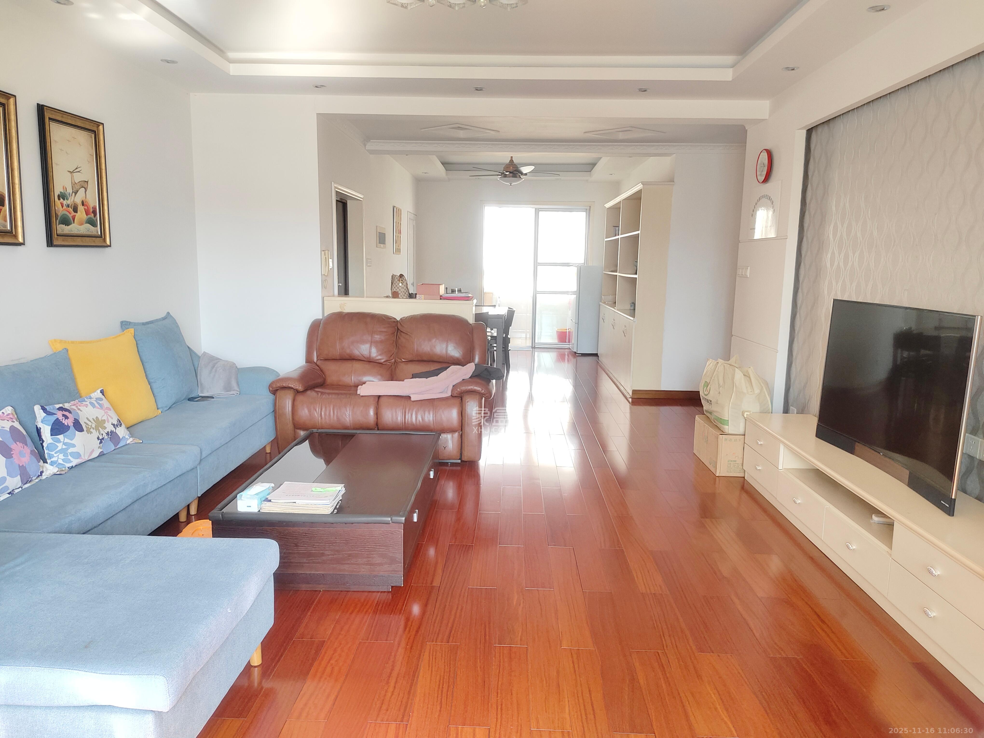 湘林家园（湘林小区电梯房）  4室2厅2卫    3000.0元/月室内图