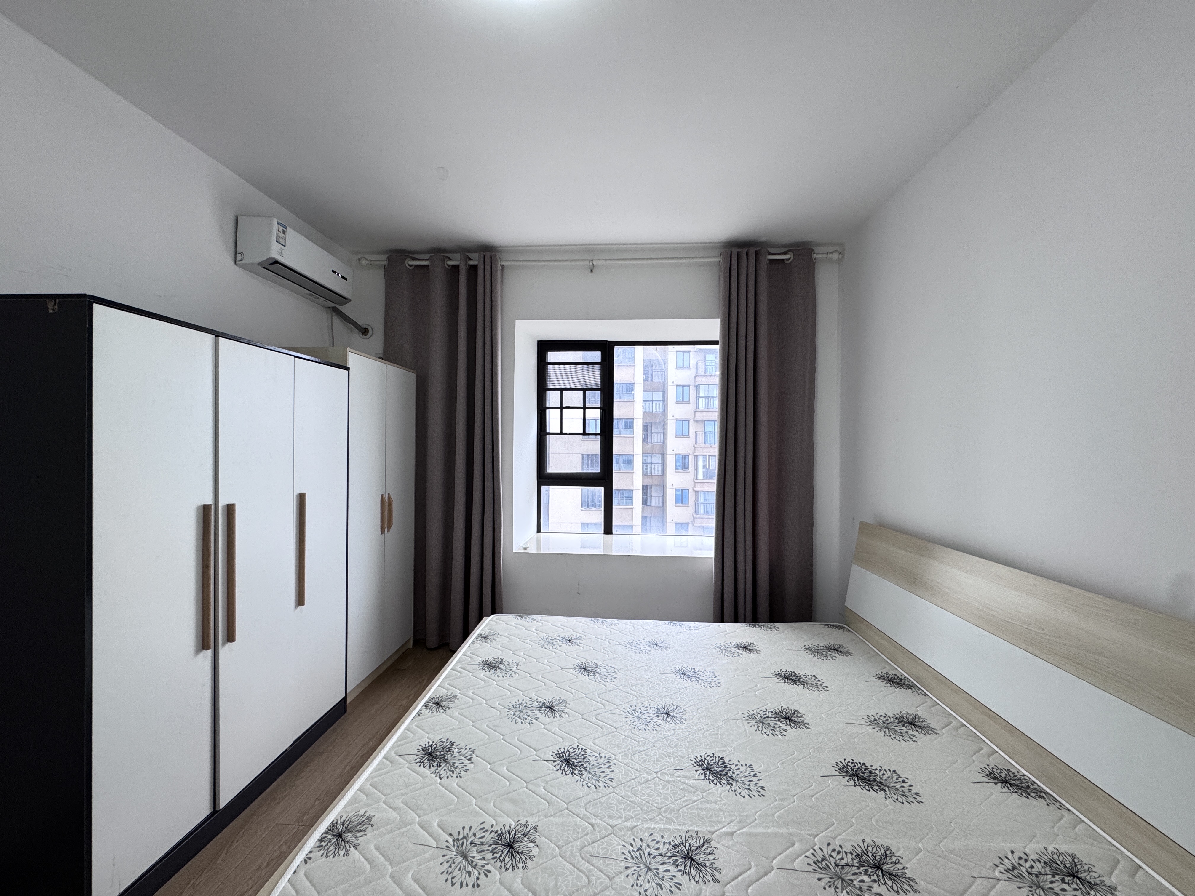 金广星苑  3室2厅2卫    2200.0元/月户型图