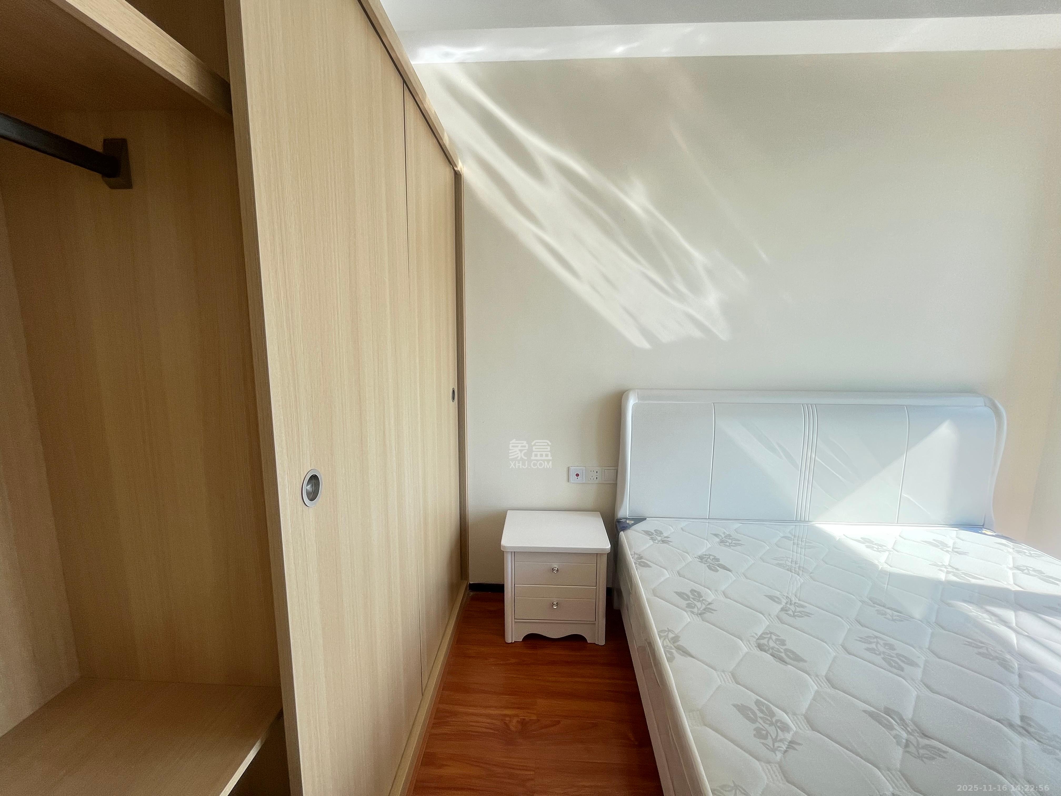 恒大珺悦府 1室1厅1卫 2200.0元/月 恒大珺悦府 1室1厅1卫 2200.0元/月室内图