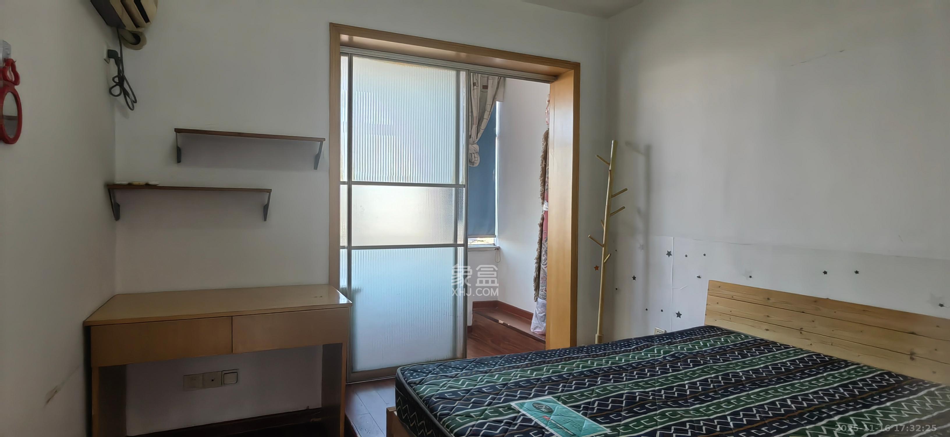 雄踞都市东家  2室2厅1卫    2000.0元/月室内图