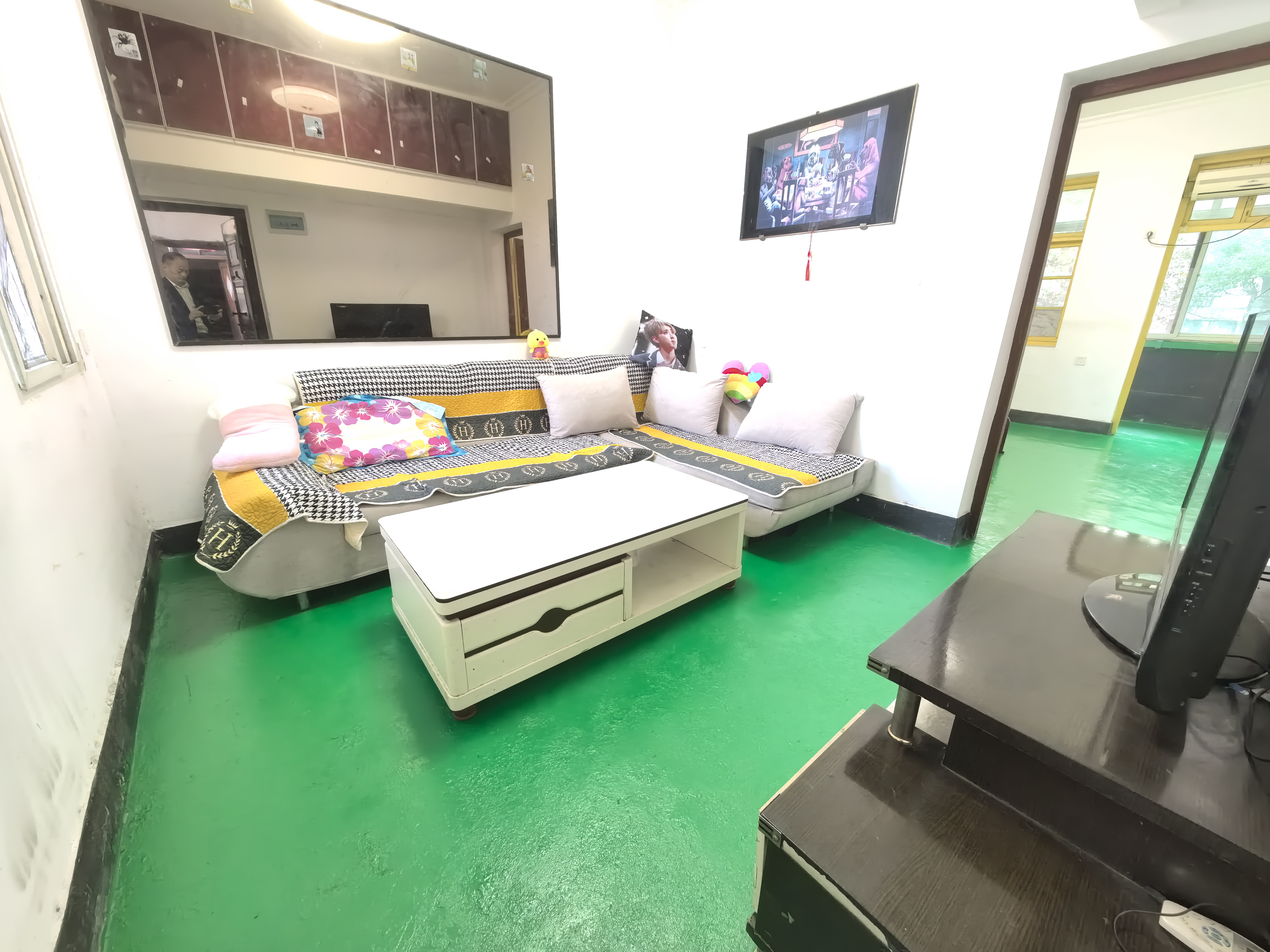 曹家巷三村  1室1厅1卫    13.8万室内图