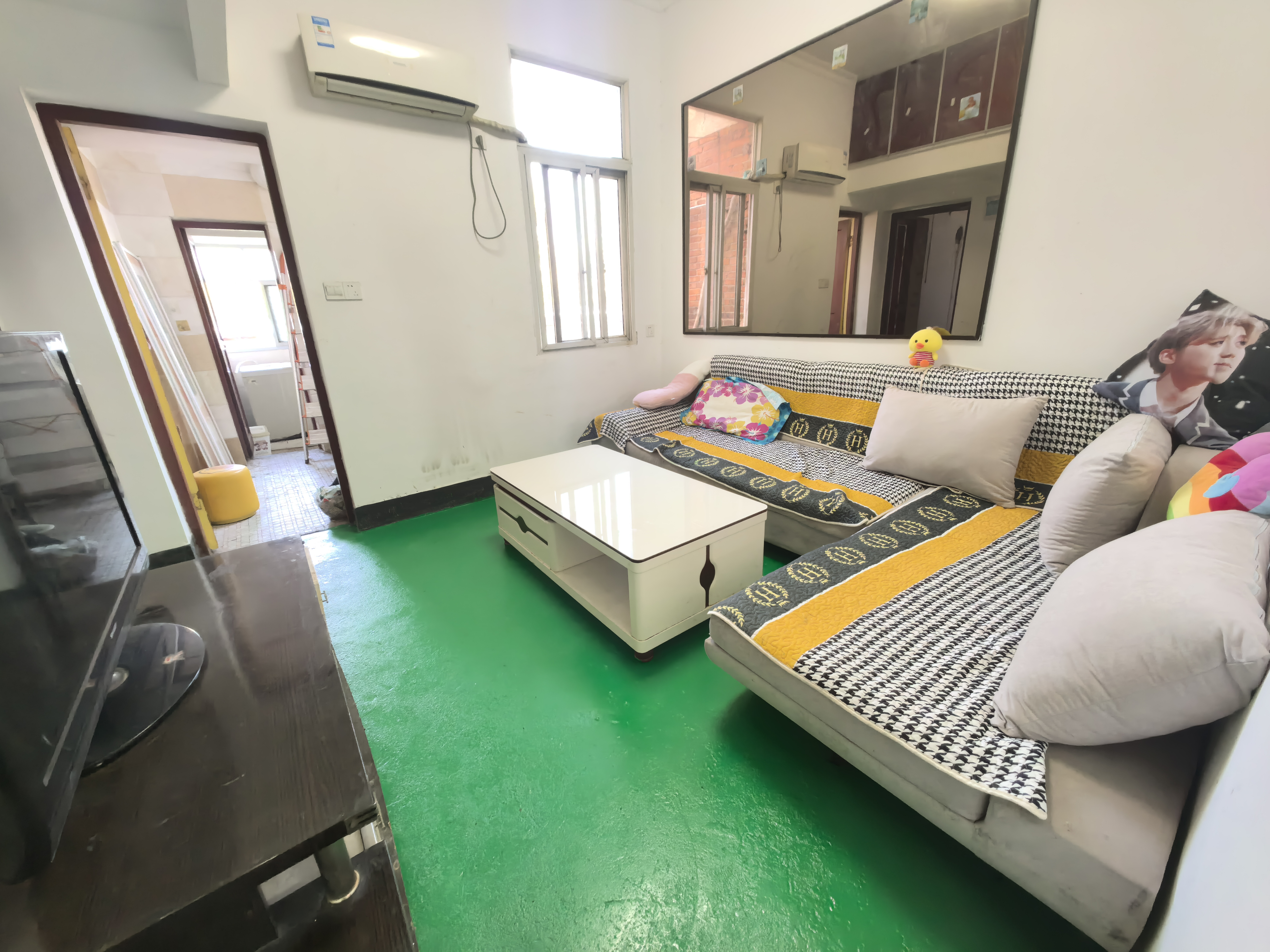 曹家巷三村  1室1厅1卫    13.8万室内图