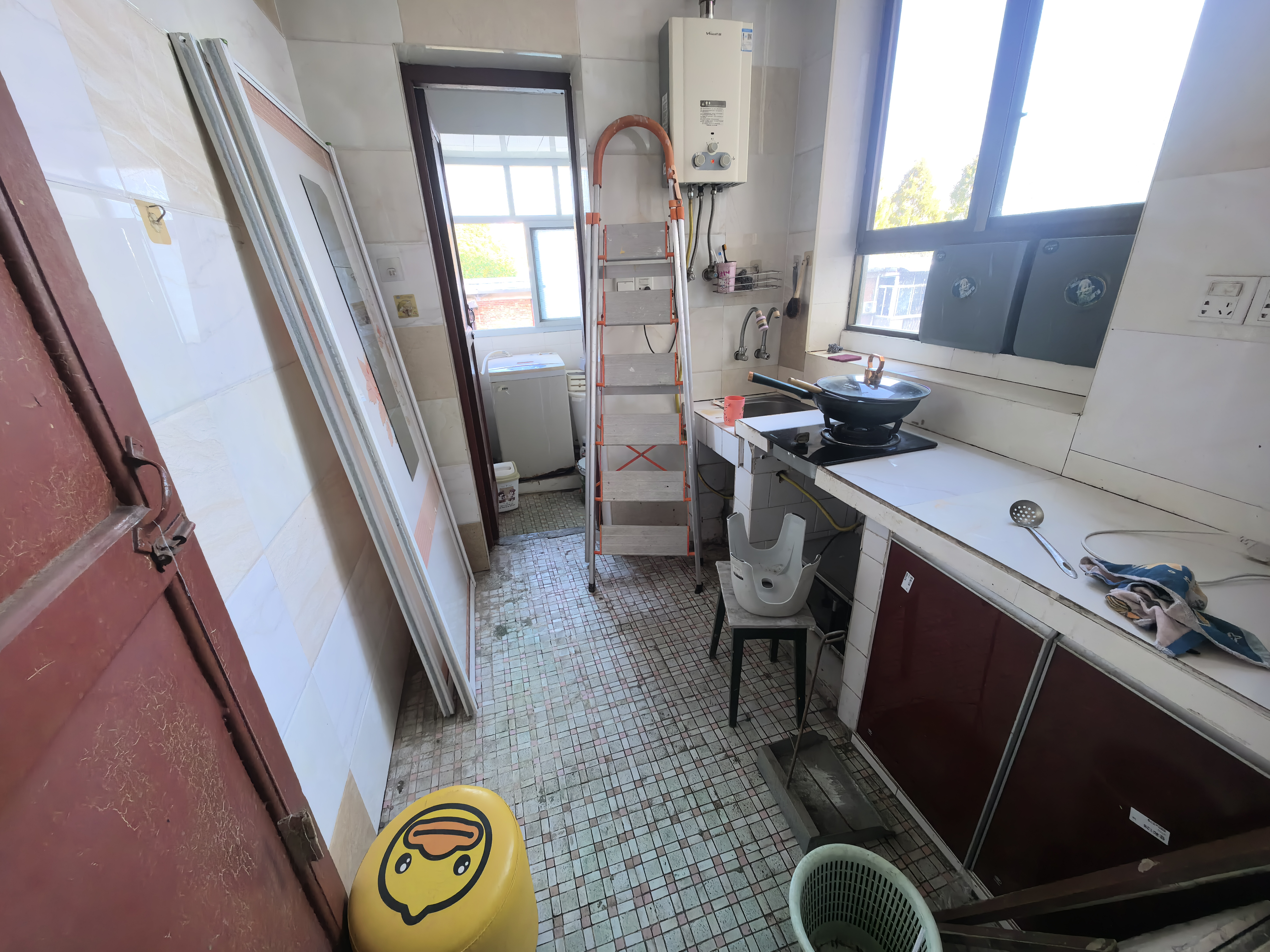 曹家巷三村 1室1厅1卫 13.8万 曹家巷三村 1室1厅1卫 13.8万室内图