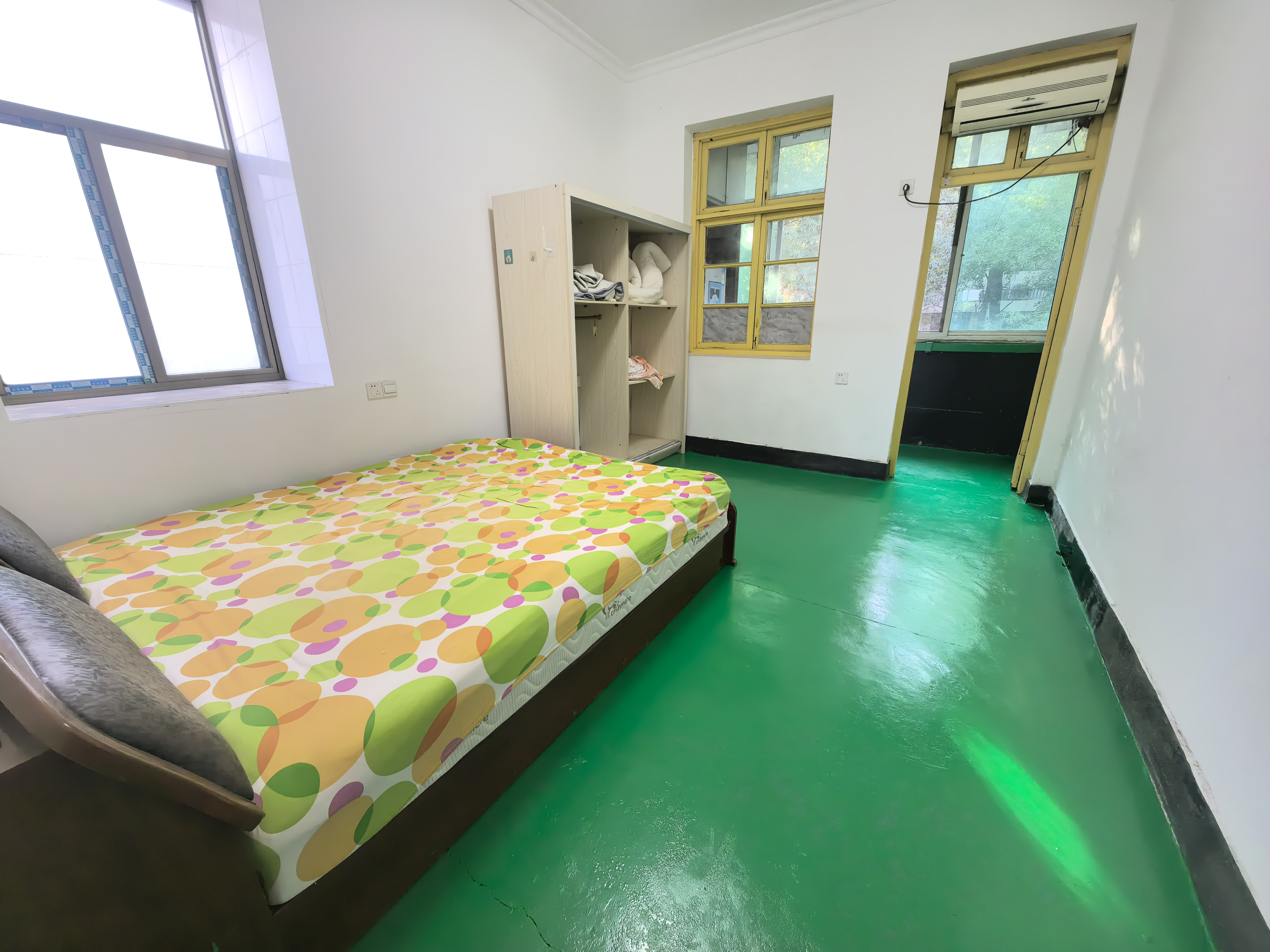 曹家巷三村  1室1厅1卫    13.8万室内图