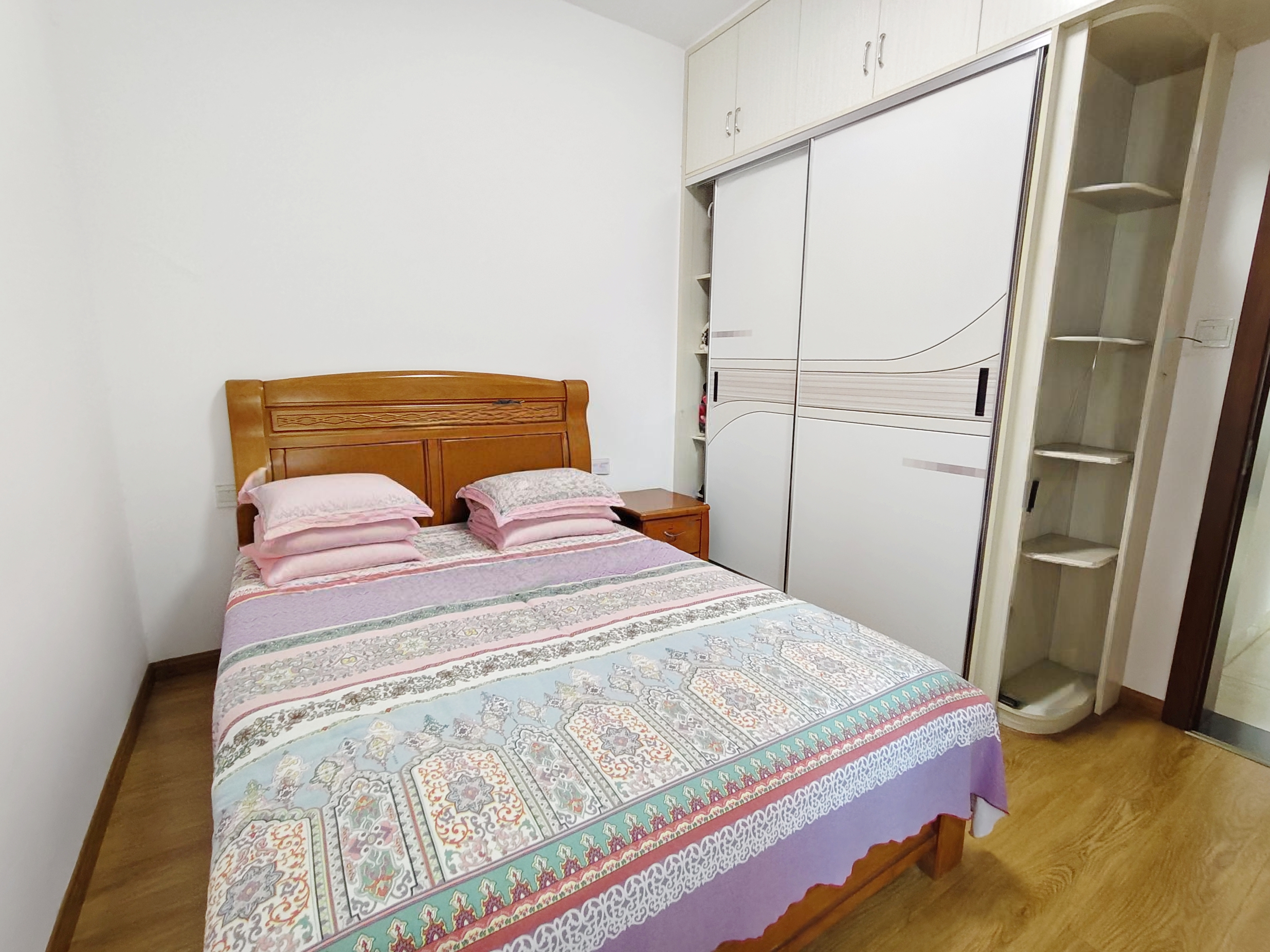 金馨花园 2室2厅1卫 35.0万 金馨花园 2室2厅1卫 35.0万室内图