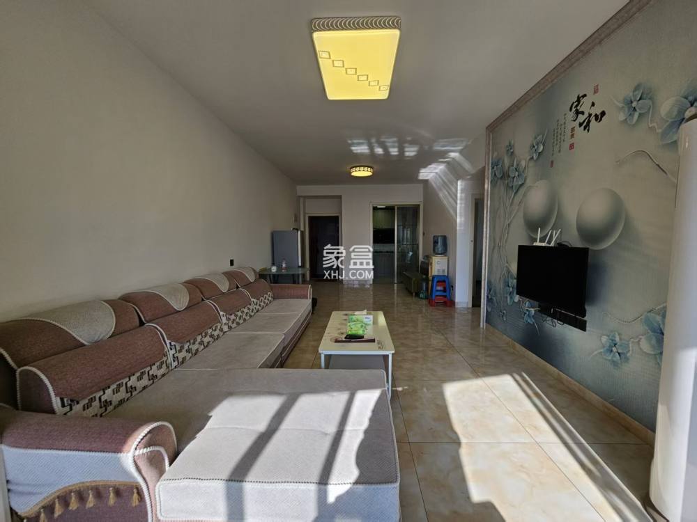 丽景滨江  2室1厅1卫    52.0万