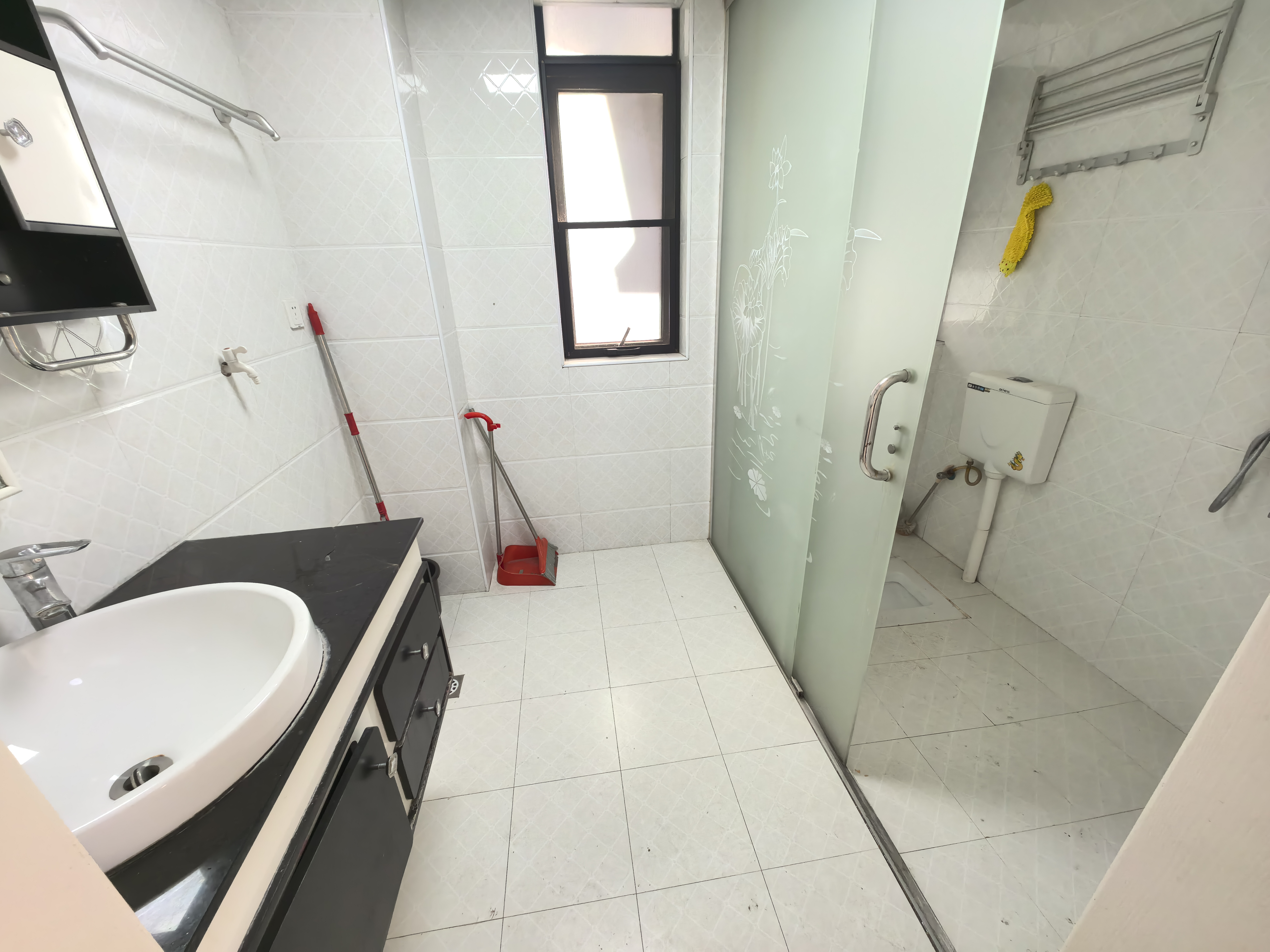 莱茵小镇 3室2厅1卫 29.8万 莱茵小镇 3室2厅1卫 29.8万室内图