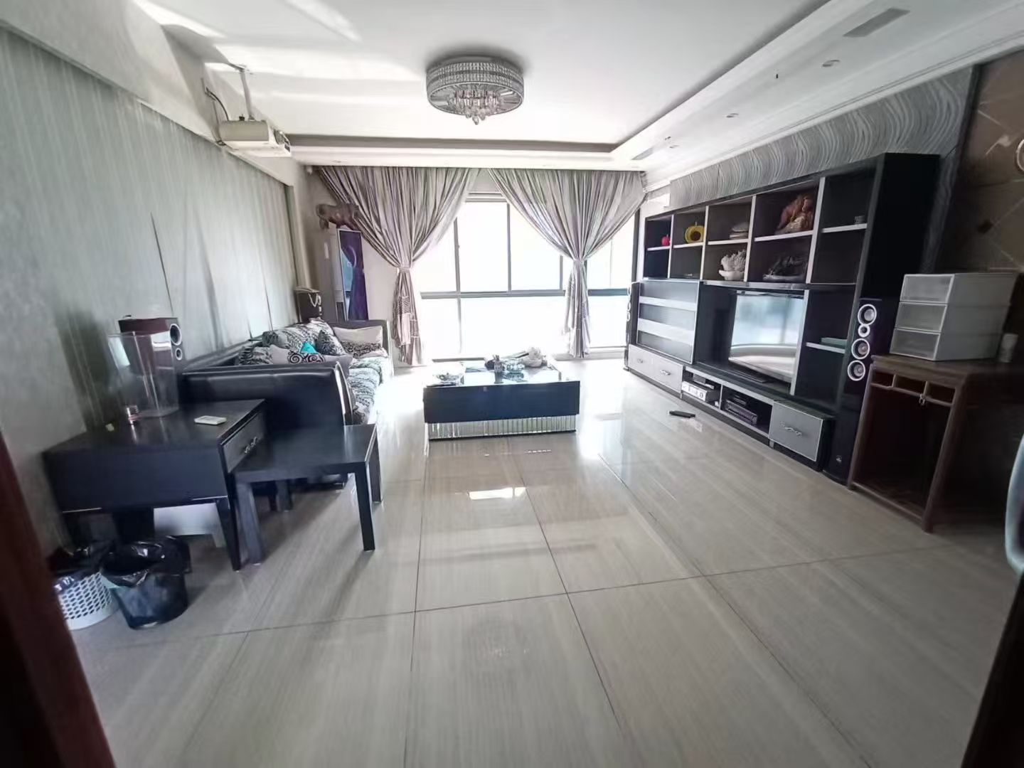 山水国际  4室2厅1卫    71.0万