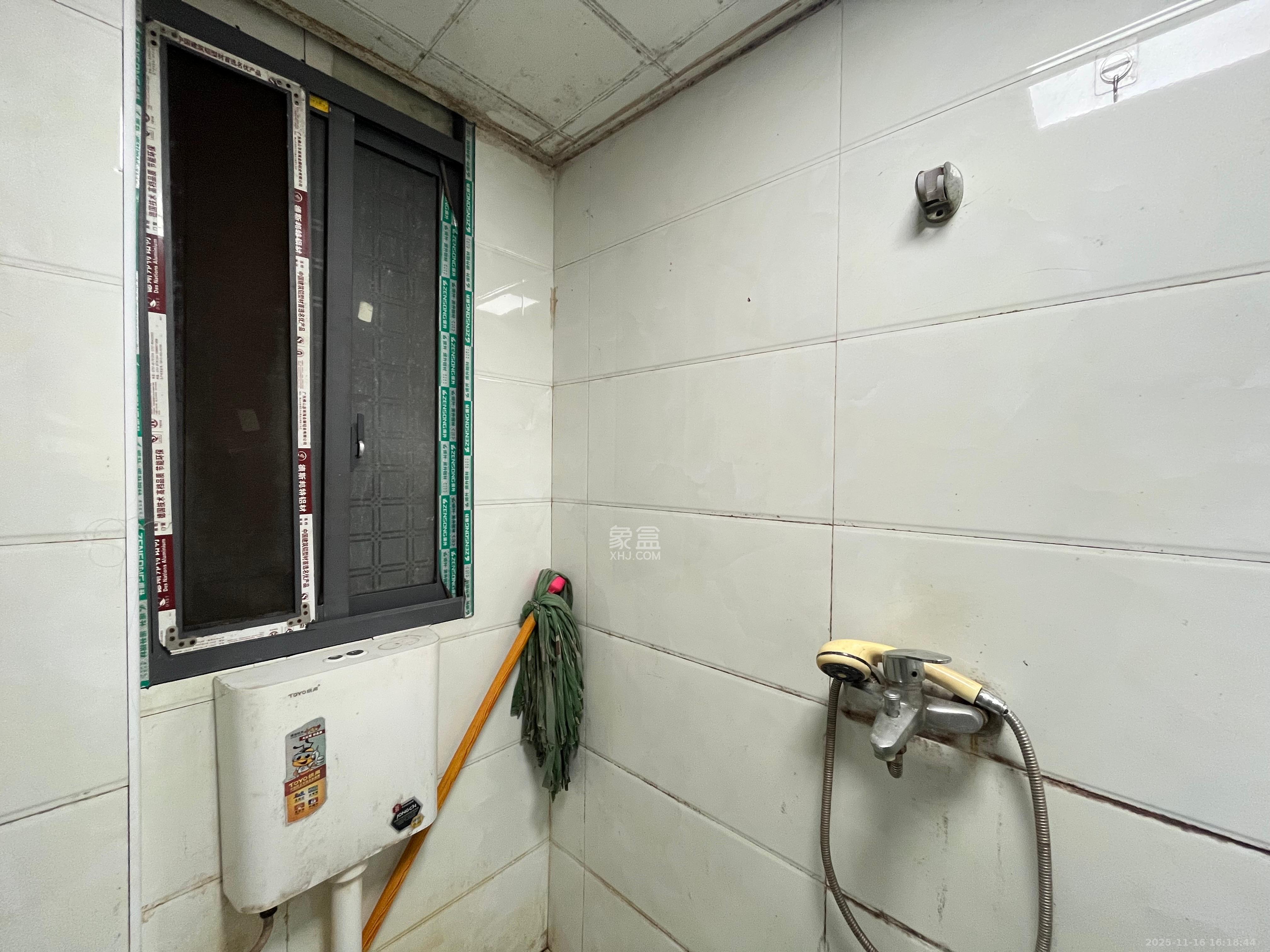 造化塘  2室1厅1卫    1600.0元/月室内图