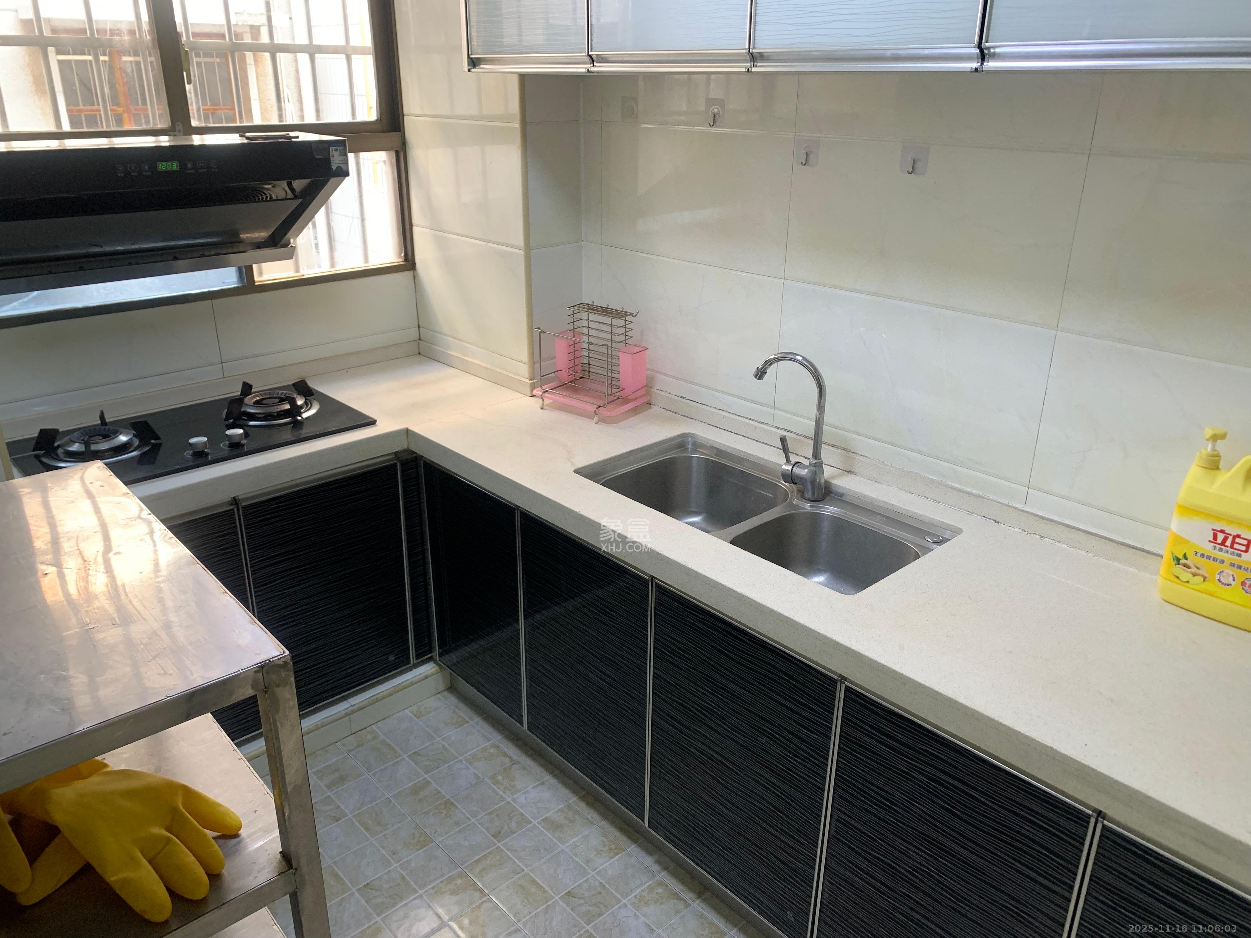 涧塘小区  2室2厅1卫    1700.0元/月室内图