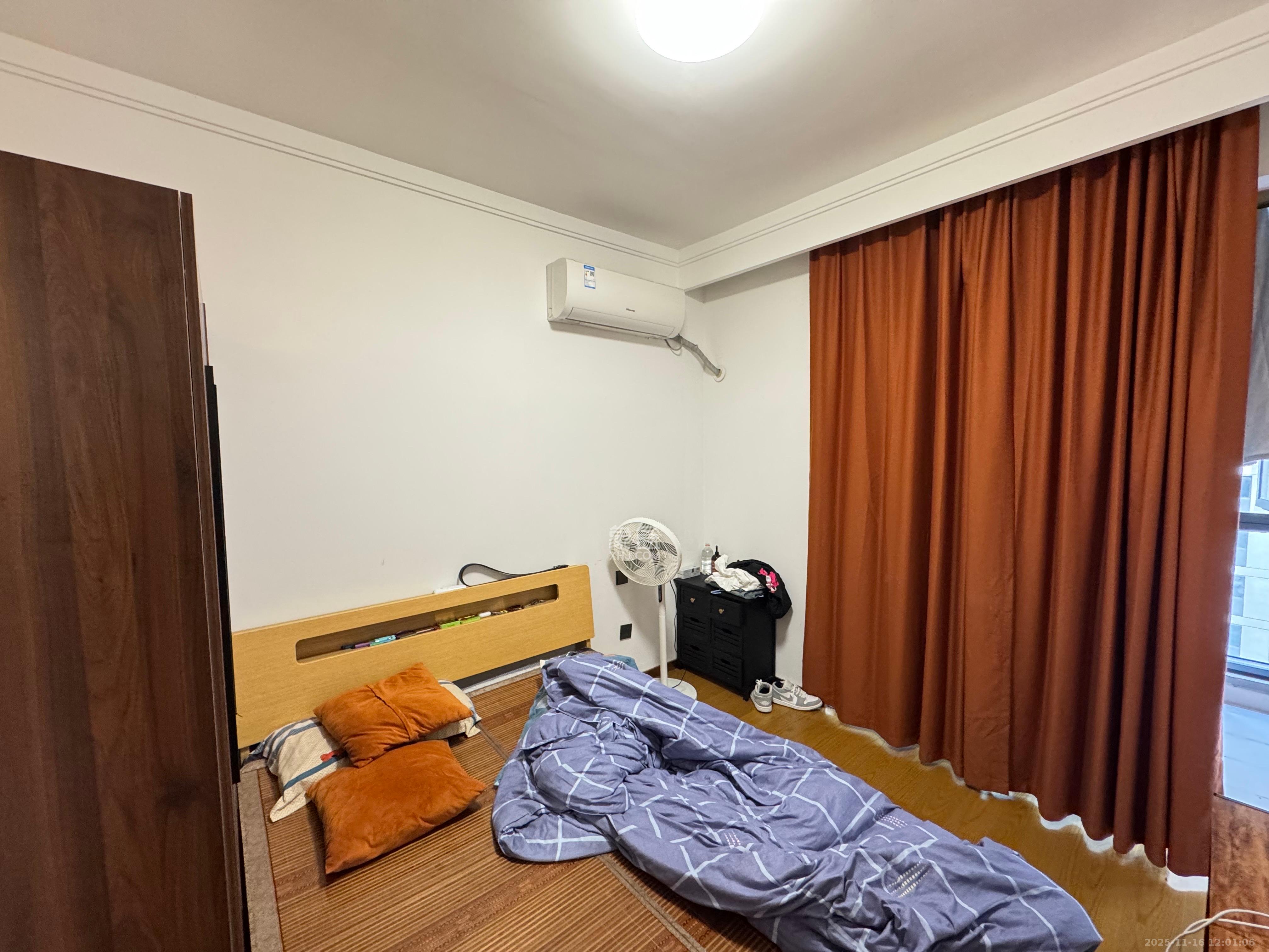 旭辉雨花郡  3室2厅2卫    4300.0元/月室内图