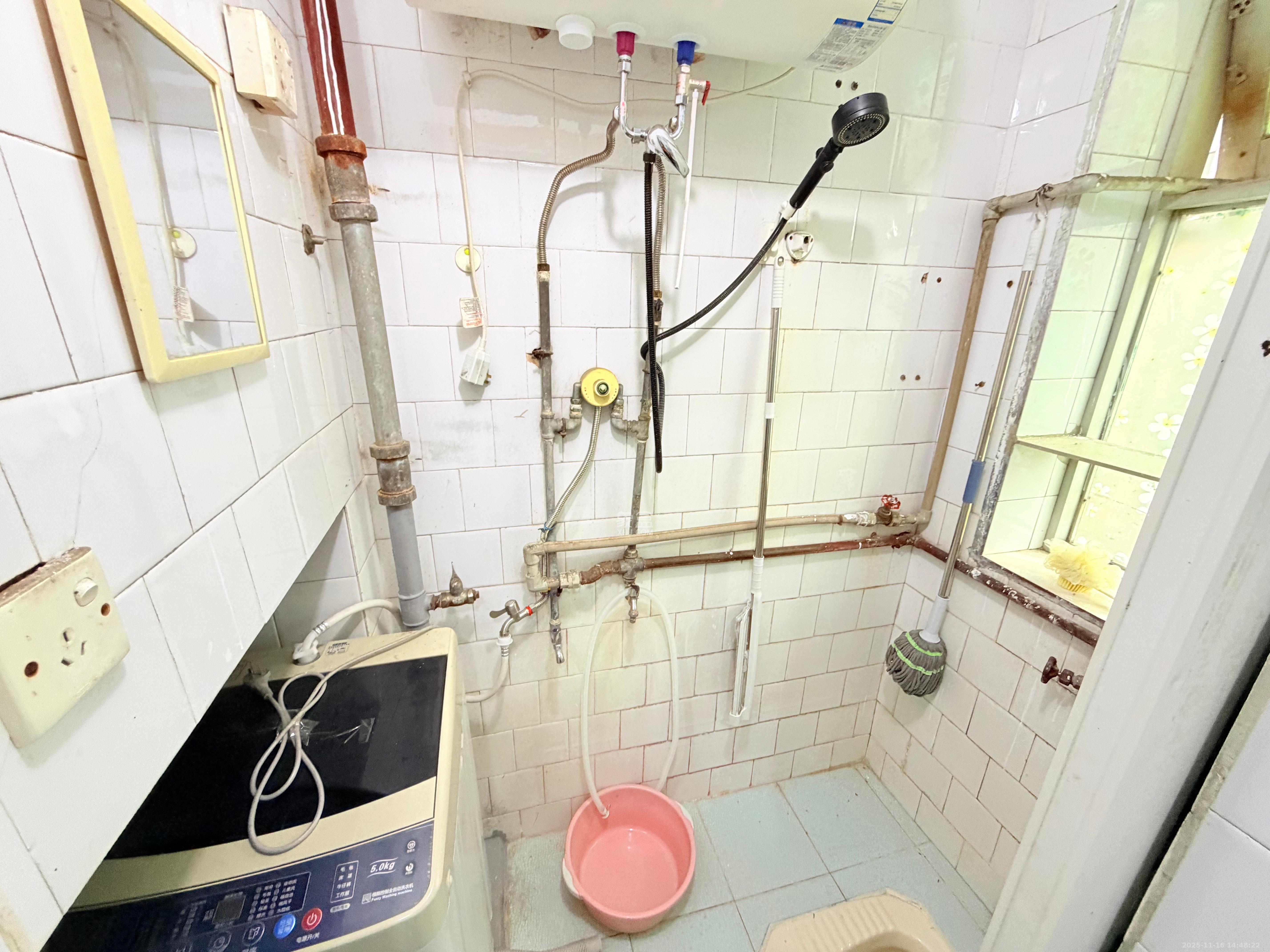 城南路散盘  2室2厅1卫    1300.0元/月室内图