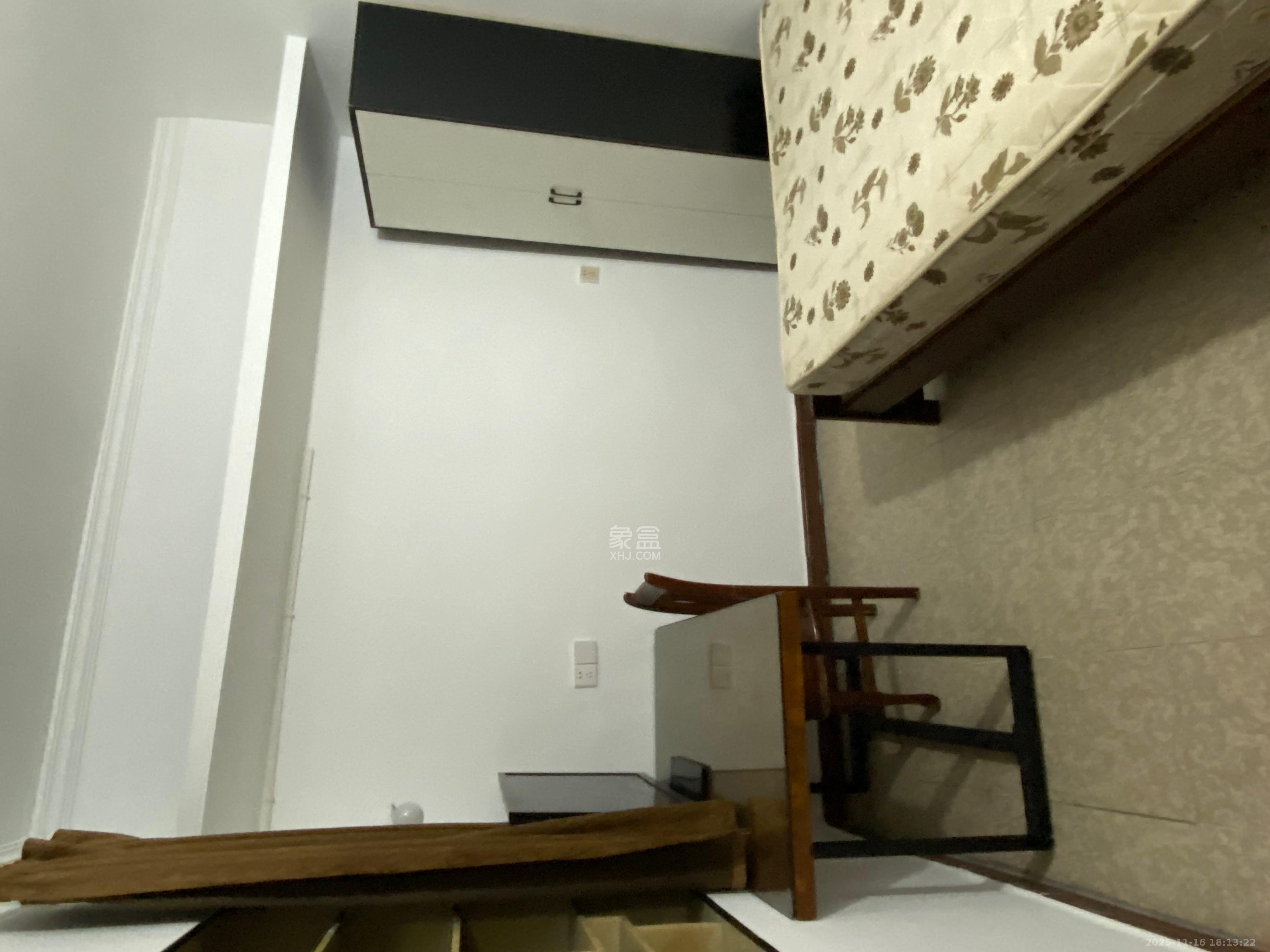 向韶村 2室1厅1卫 1300.0元/月 向韶村 2室1厅1卫 1300.0元/月室内图