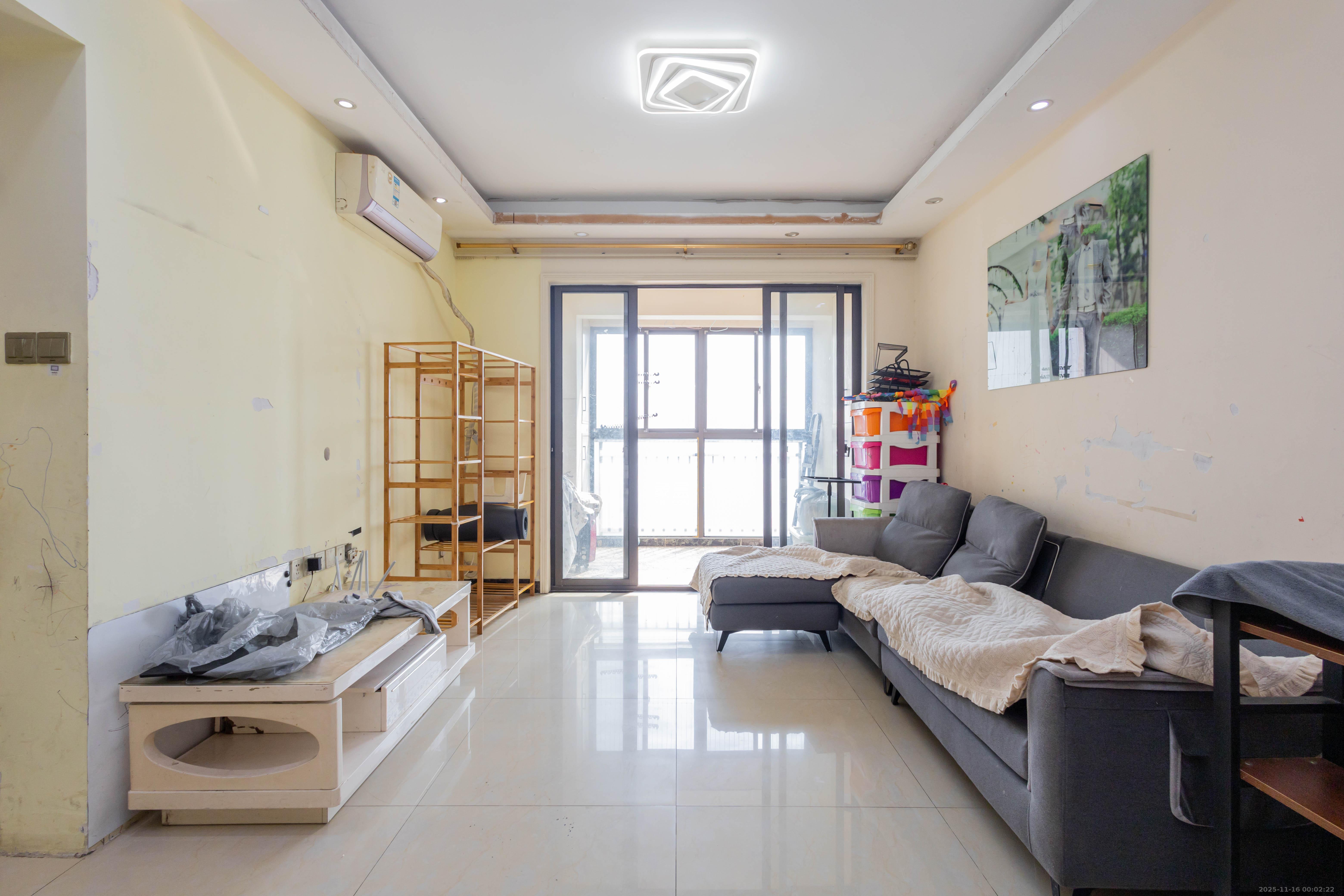 旭辉华庭  3室2厅1卫    48.0万