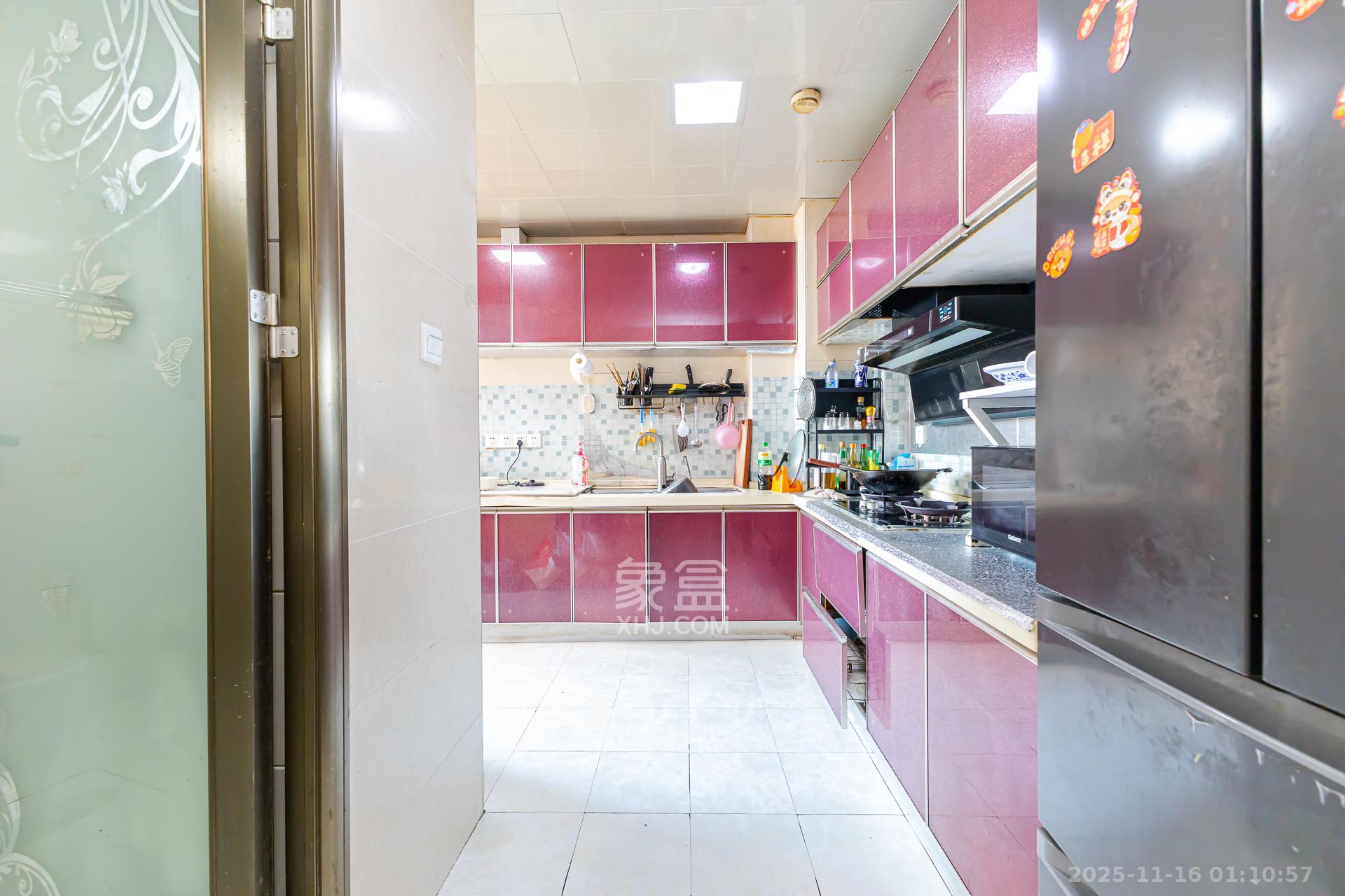 珠江东方明珠（新地东方明珠）一二期  2室2厅1卫    49.8万厨房