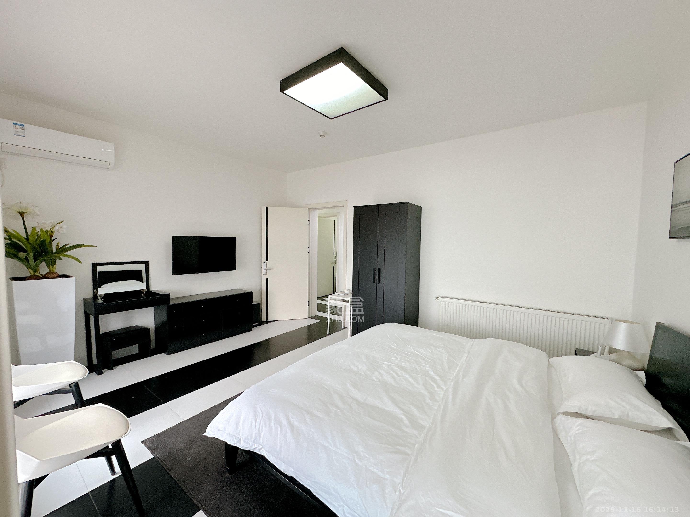 潮宗御苑  3室2厅2卫    7000.0元/月室内图