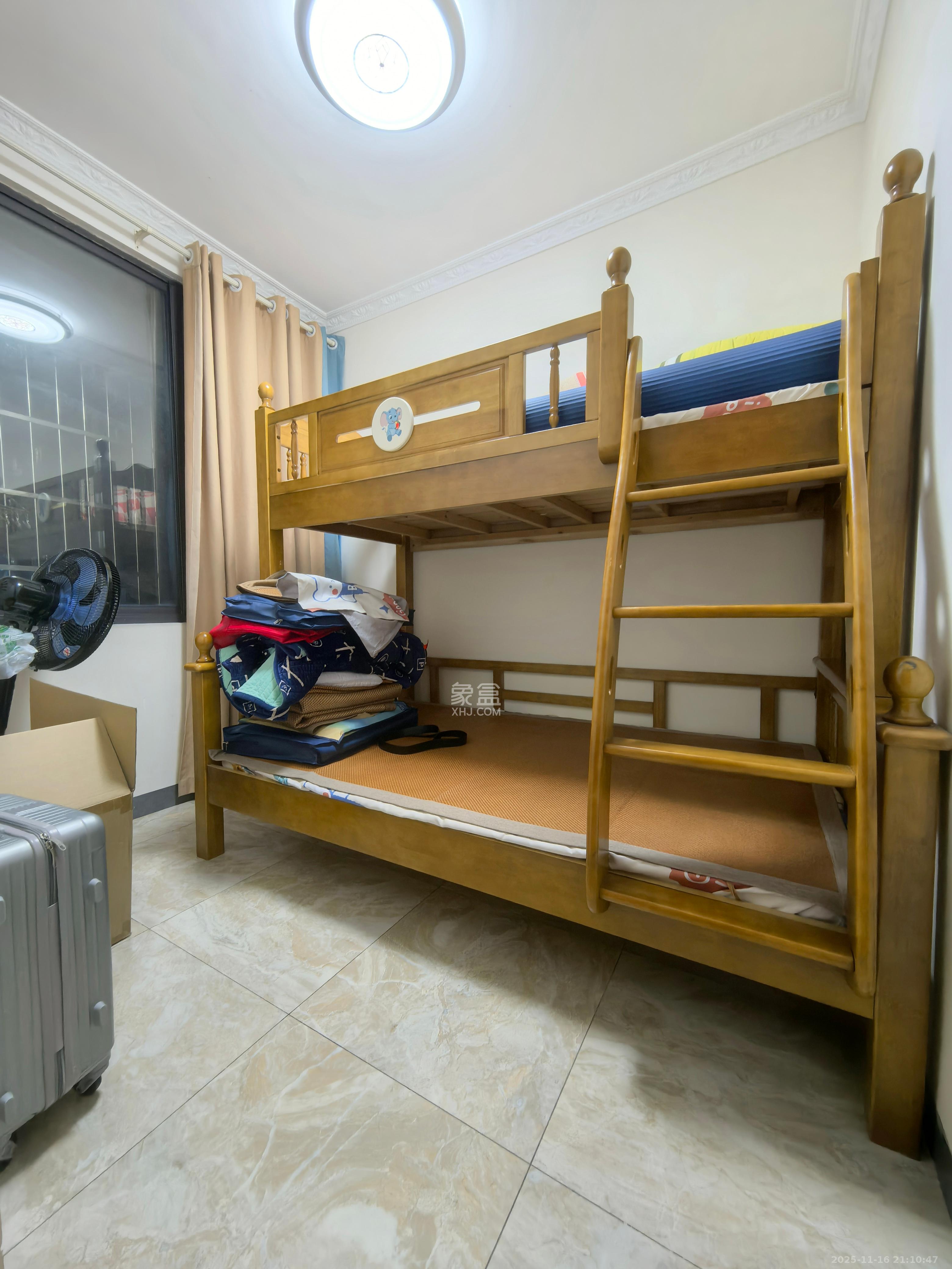 芒果天地(芒果雅苑)  3室2厅1卫    3100.0元/月室内图