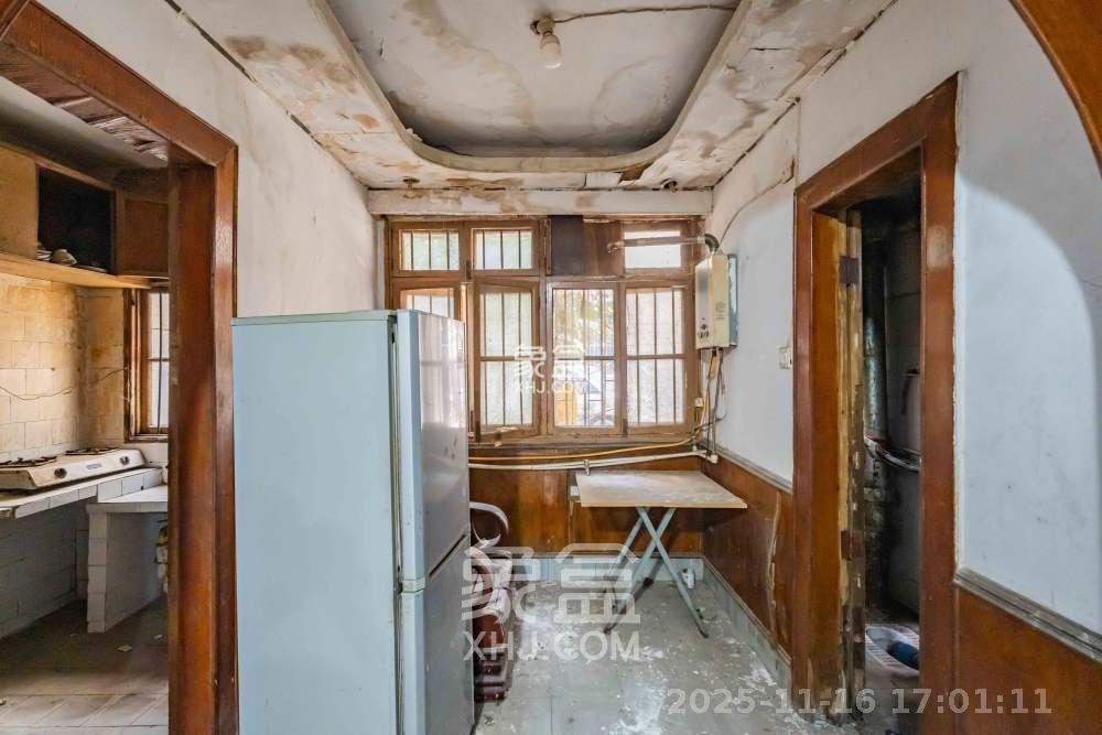 望江公寓 3室2厅2卫 1500.0元/月 望江公寓 3室2厅2卫 1500.0元/月室内图