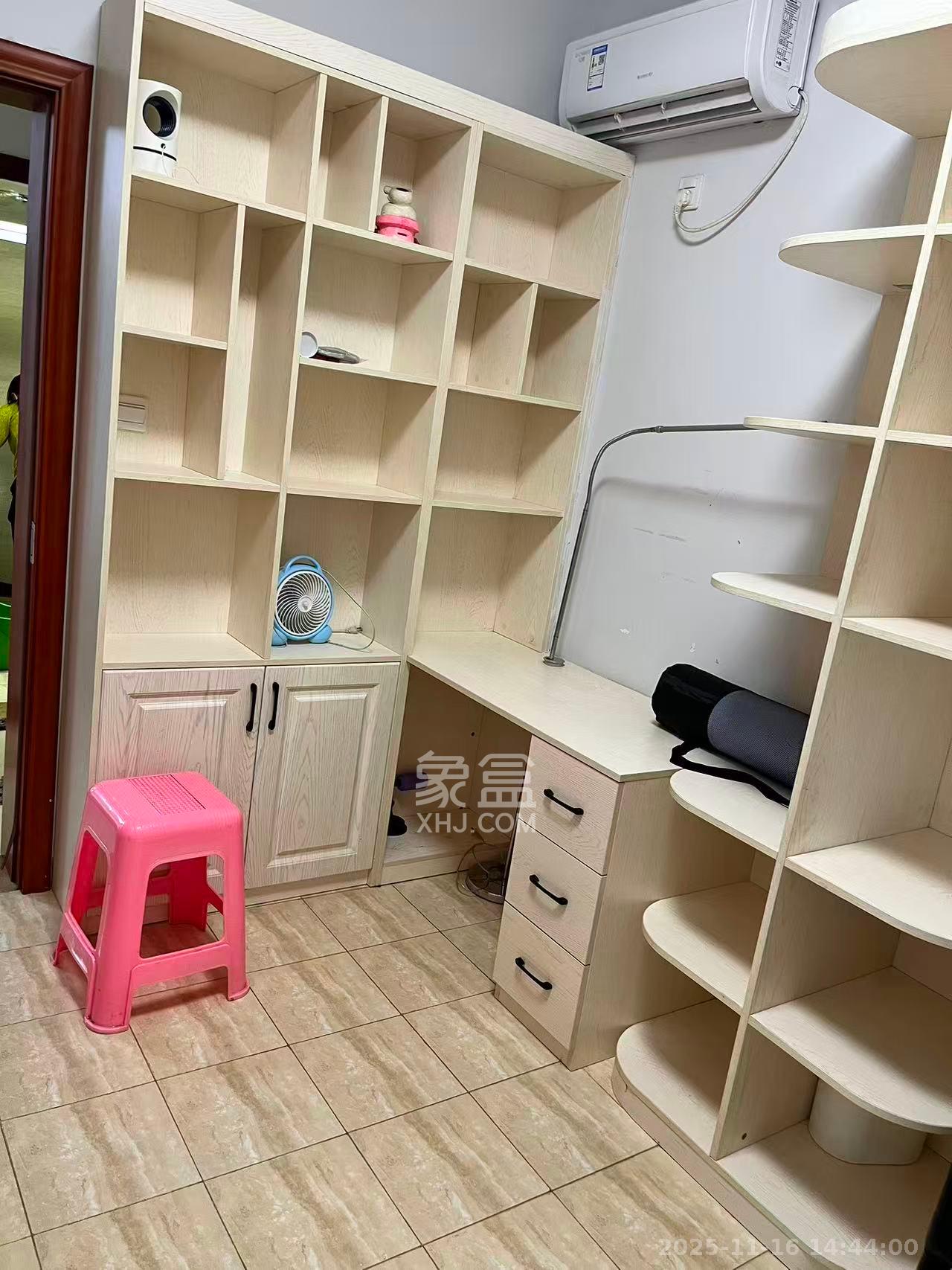 江山帝景哈佛 3室2厅2卫 2500.0元/月 江山帝景哈佛 3室2厅2卫 2500.0元/月室内图