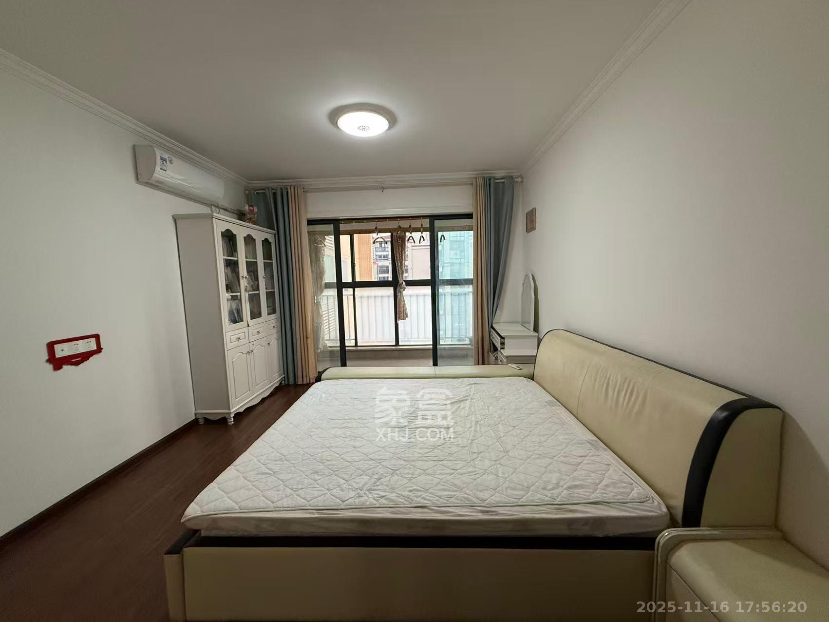 中建芙蓉嘉苑  1室2厅1卫    3000.0元/月室内图