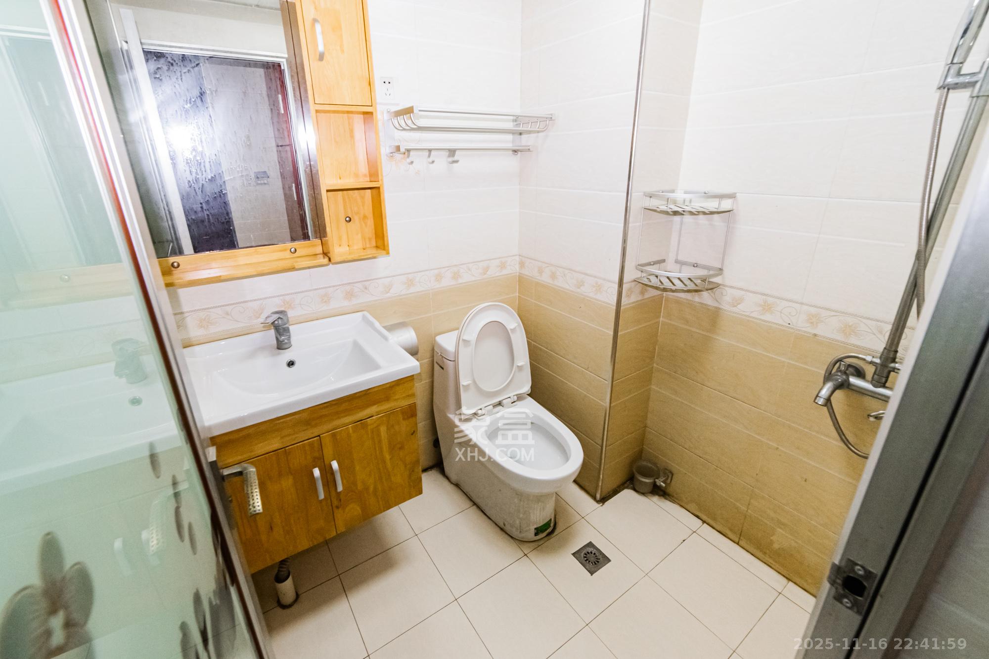 恒鑫澜北湾  3室2厅2卫    80.0万卫生间