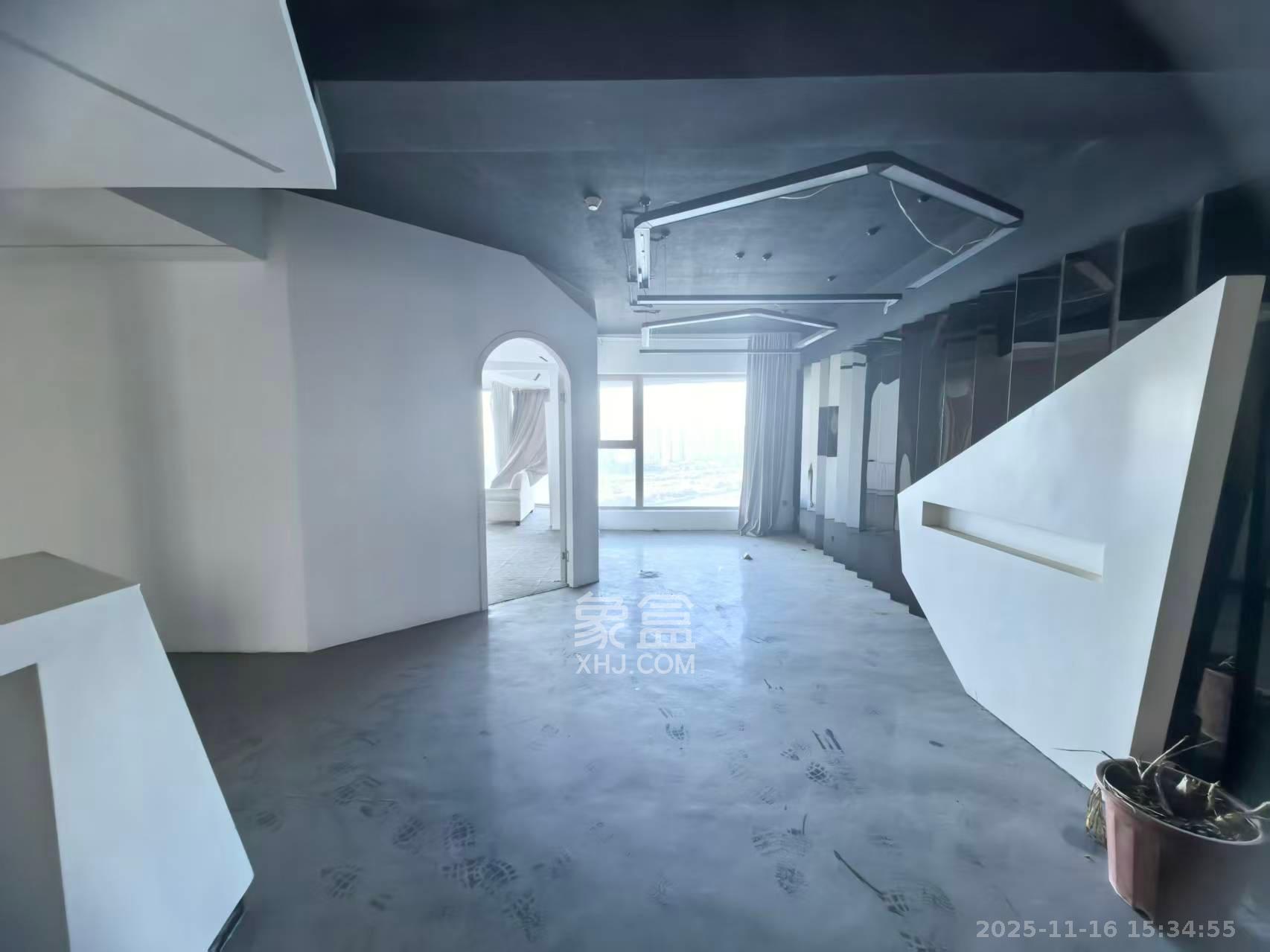 潮宗御苑  3室2厅2卫    6200.0元/月室内图