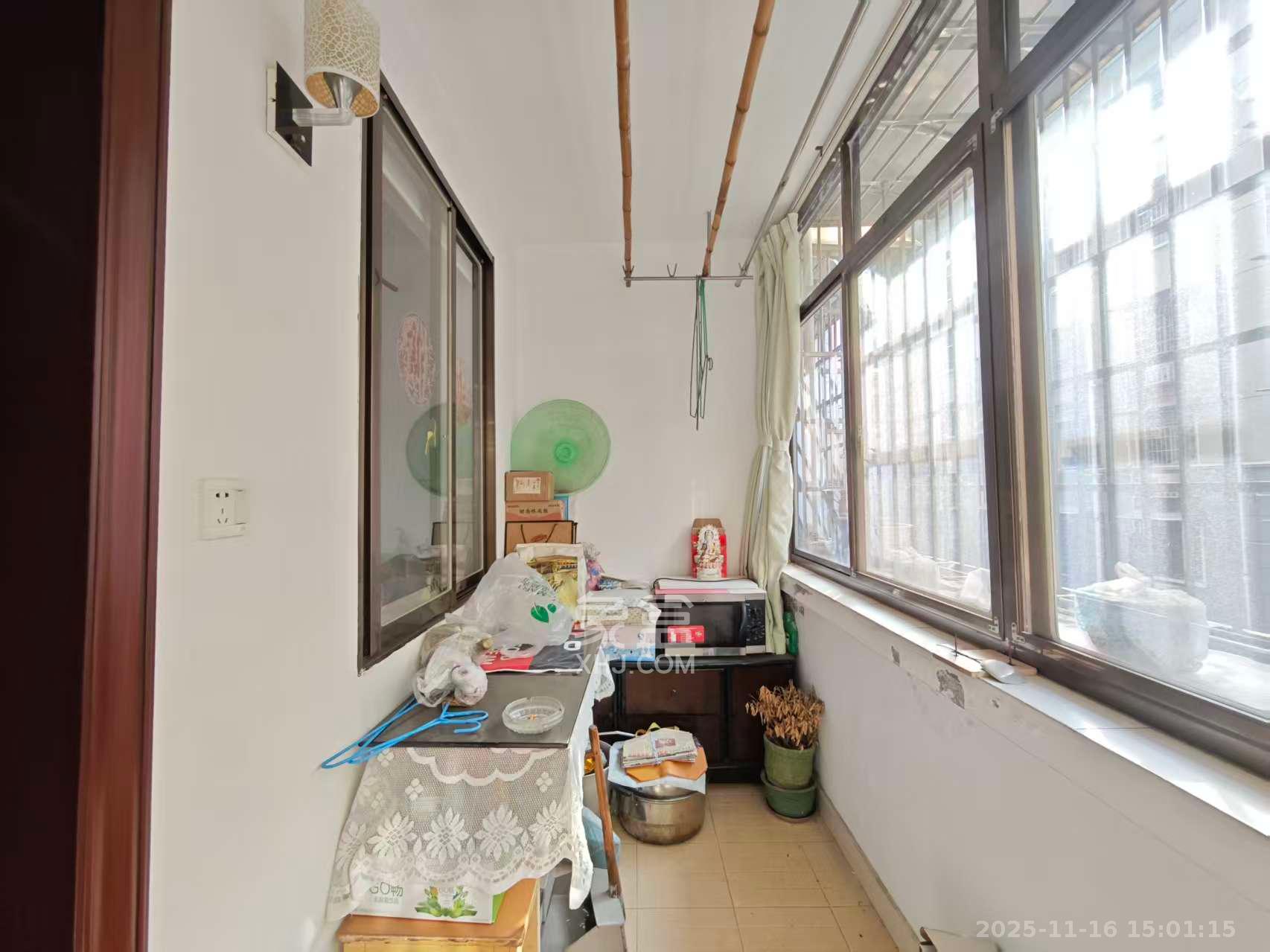 茅亭子  2室1厅1卫    1700.0元/月室内图