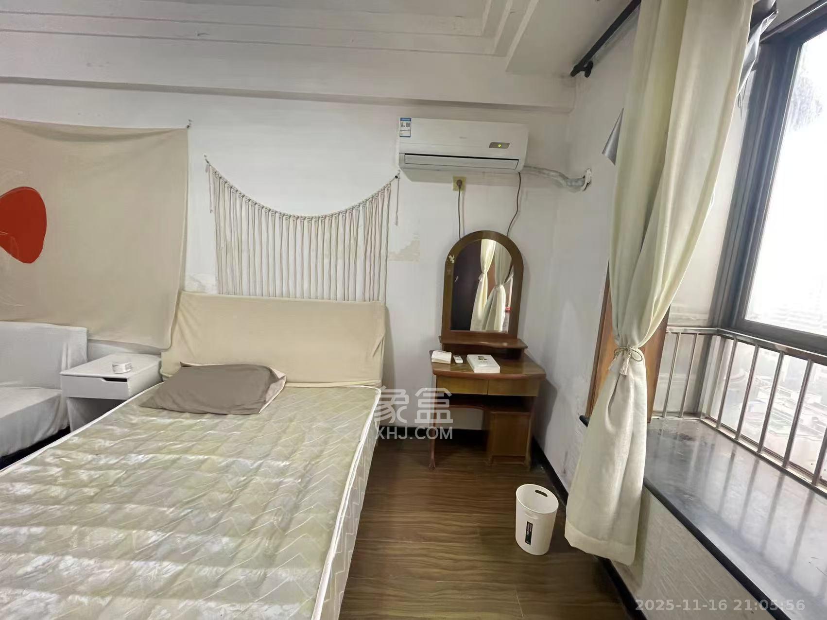 锦华时代  1室1厅1卫    1600.0元/月室内图