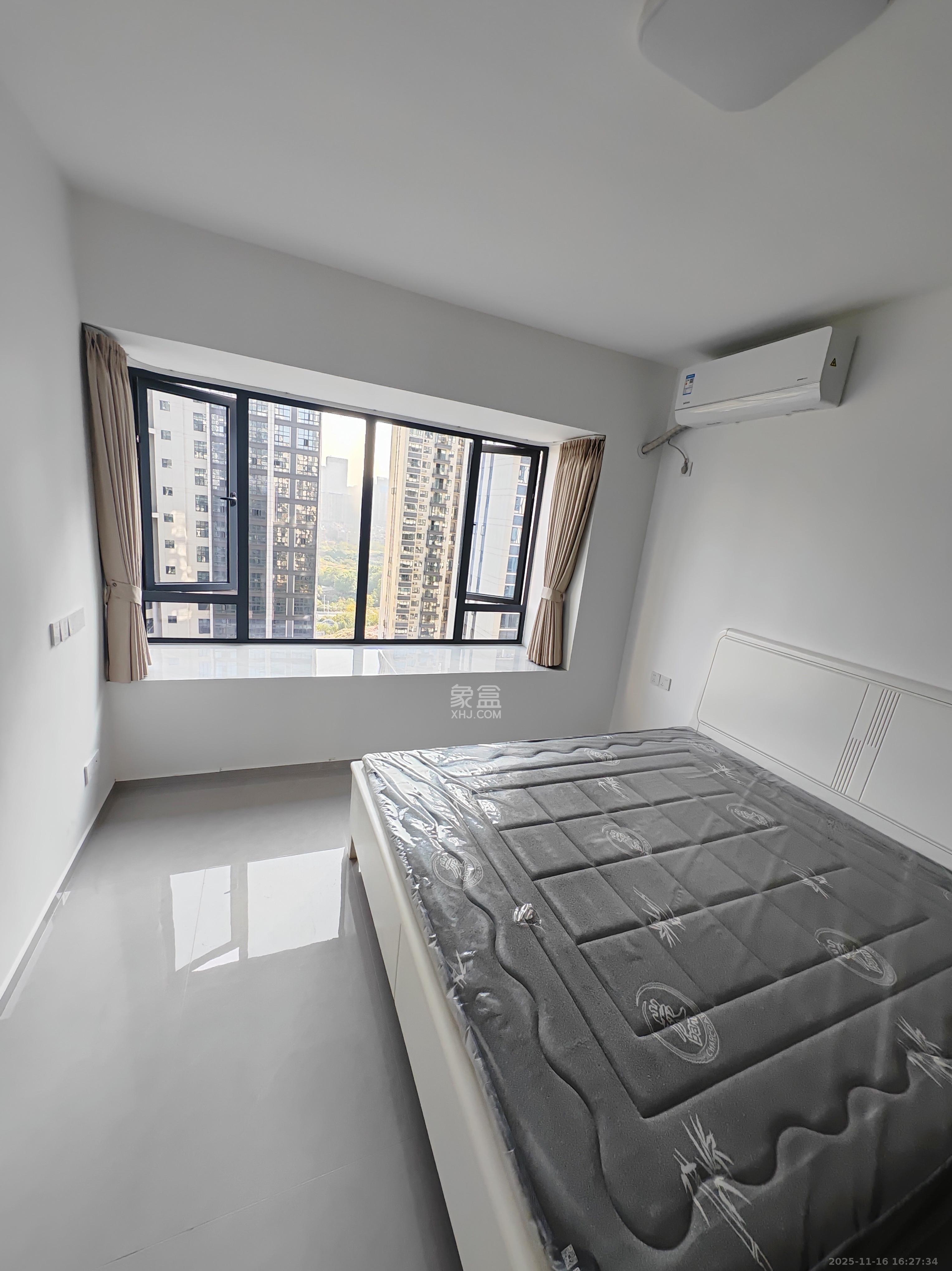 华杰天骄（滨江福源里）  4室2厅2卫    4300.0元/月室内图